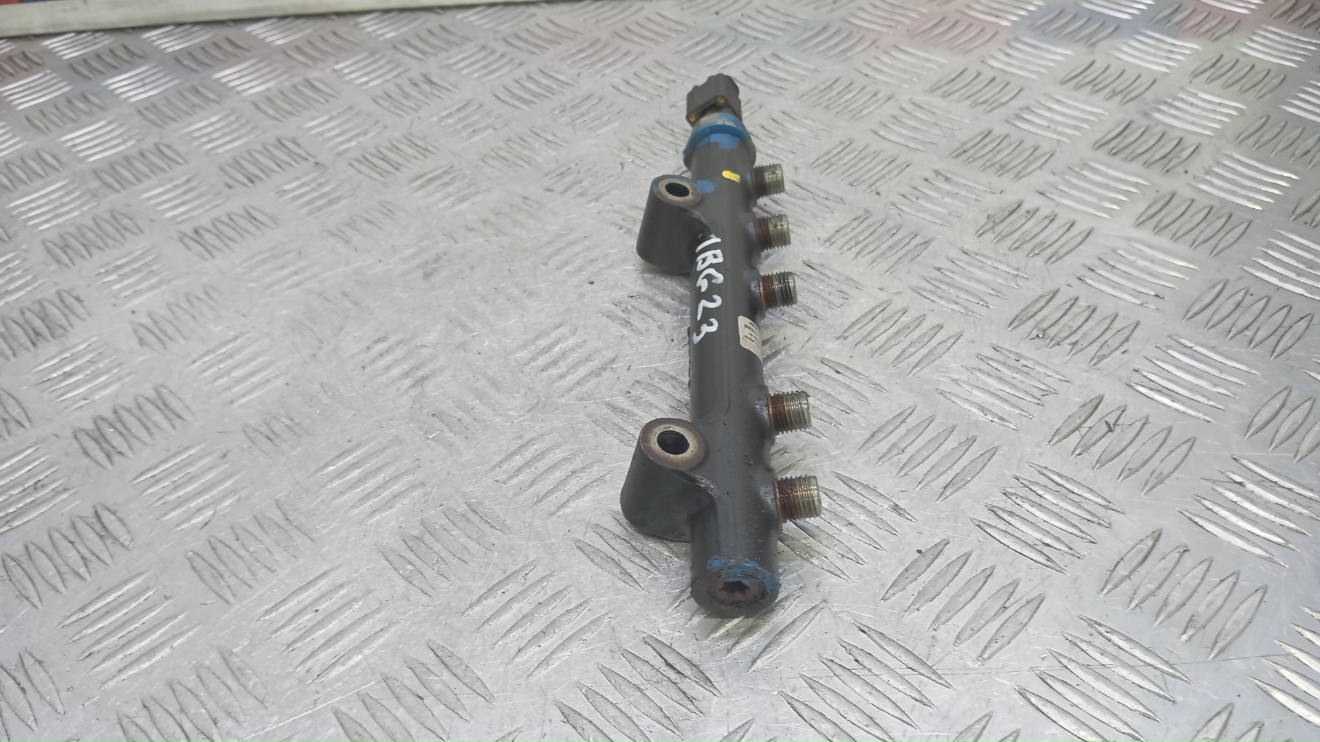 Рейка топливная (рампа)