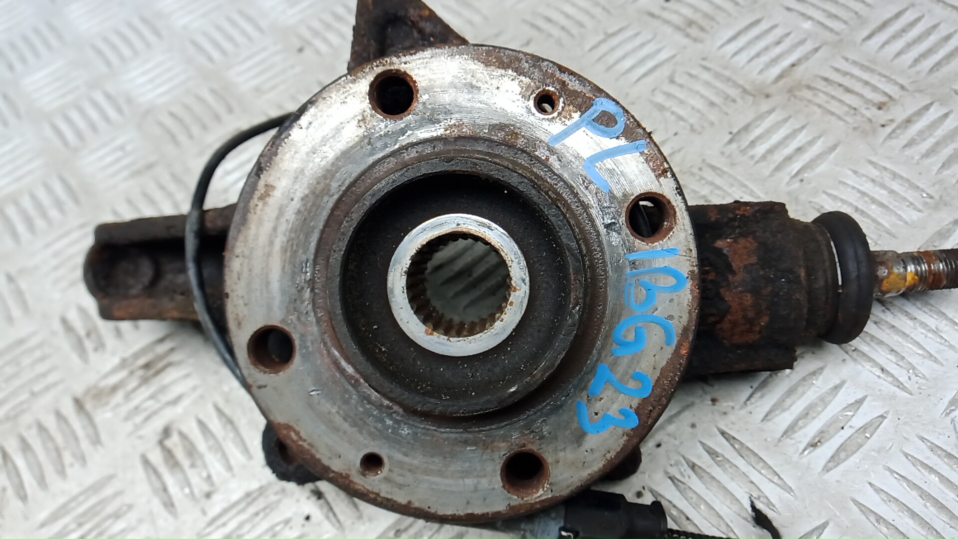 Ступица передняя