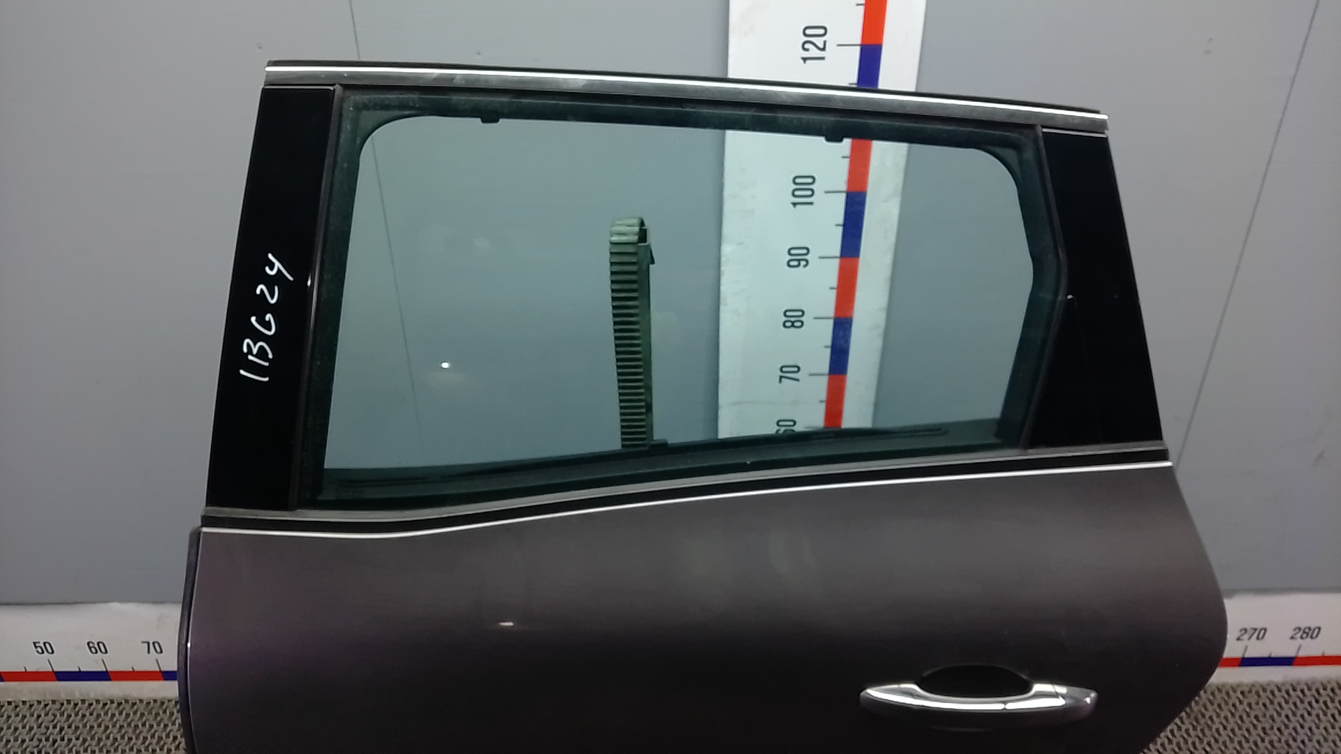 Дверь задняя левая