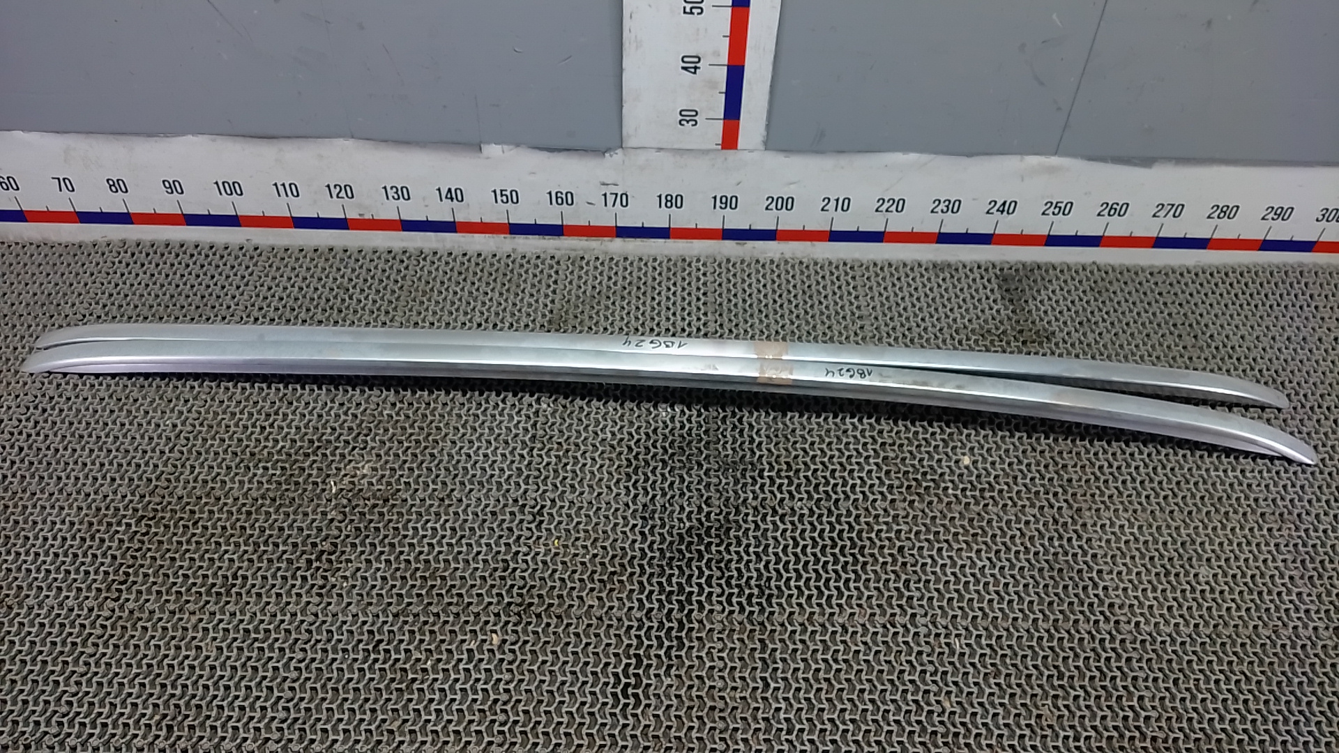 Рейлинги (релинг) к-кт (планки на крышу)