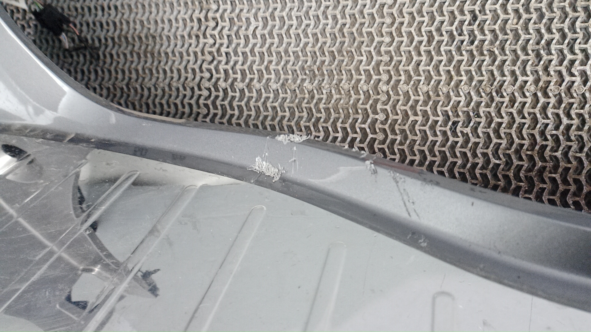 Бампер задний