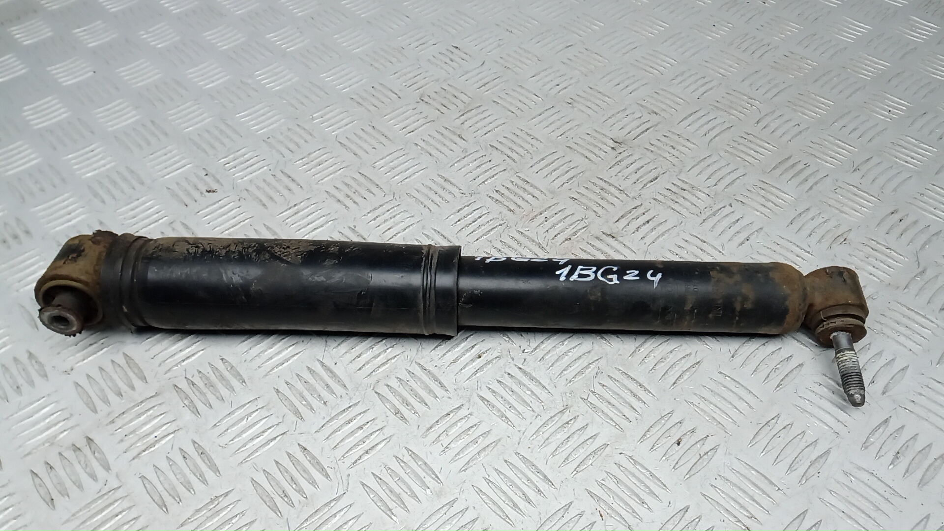 Амортизатор задний (стойка)