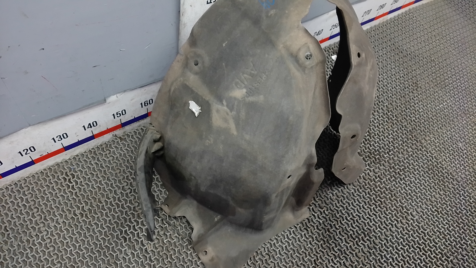 Локер передний правый