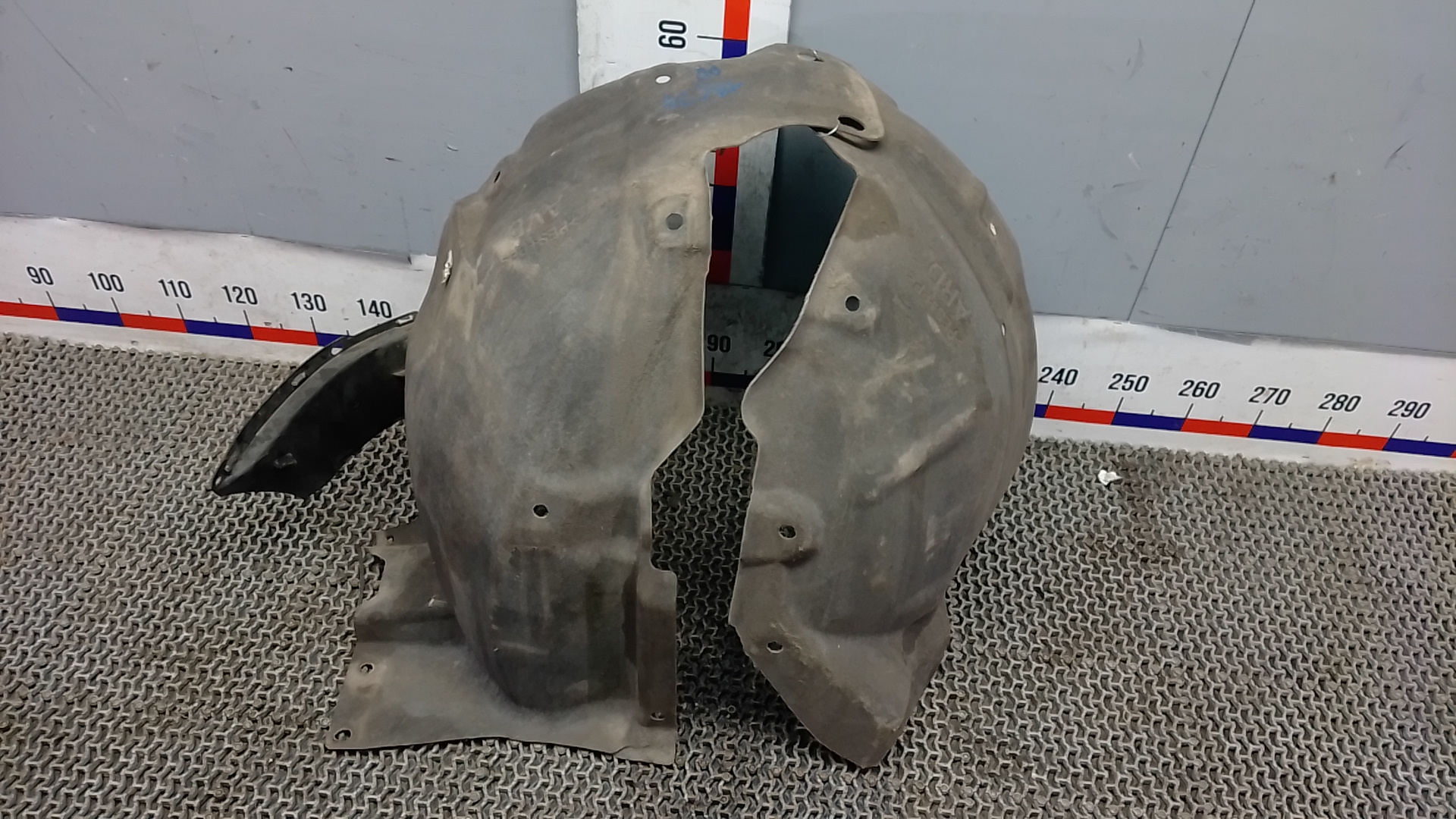 Локер передний правый