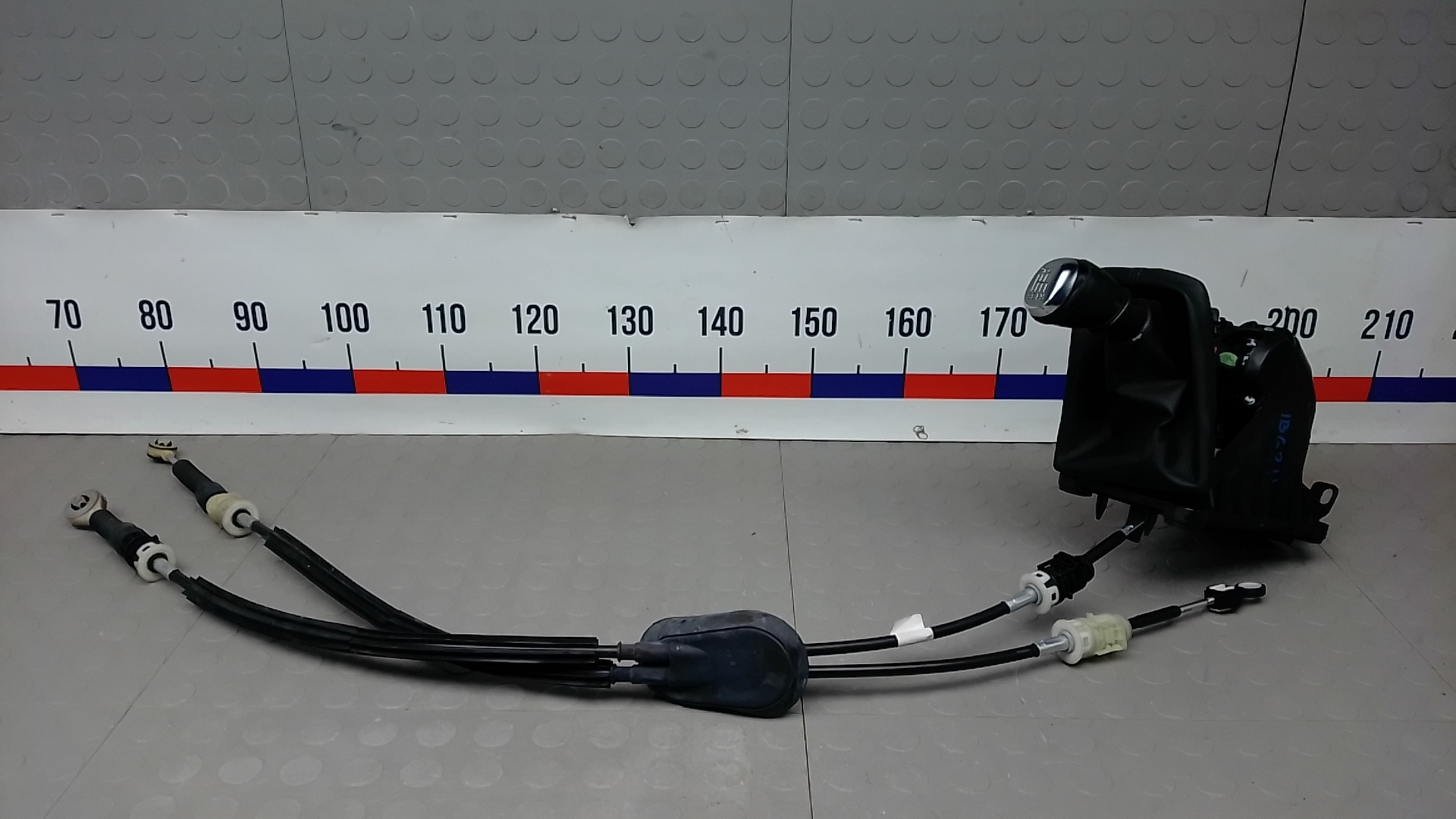 Кулиса МКПП / АКПП