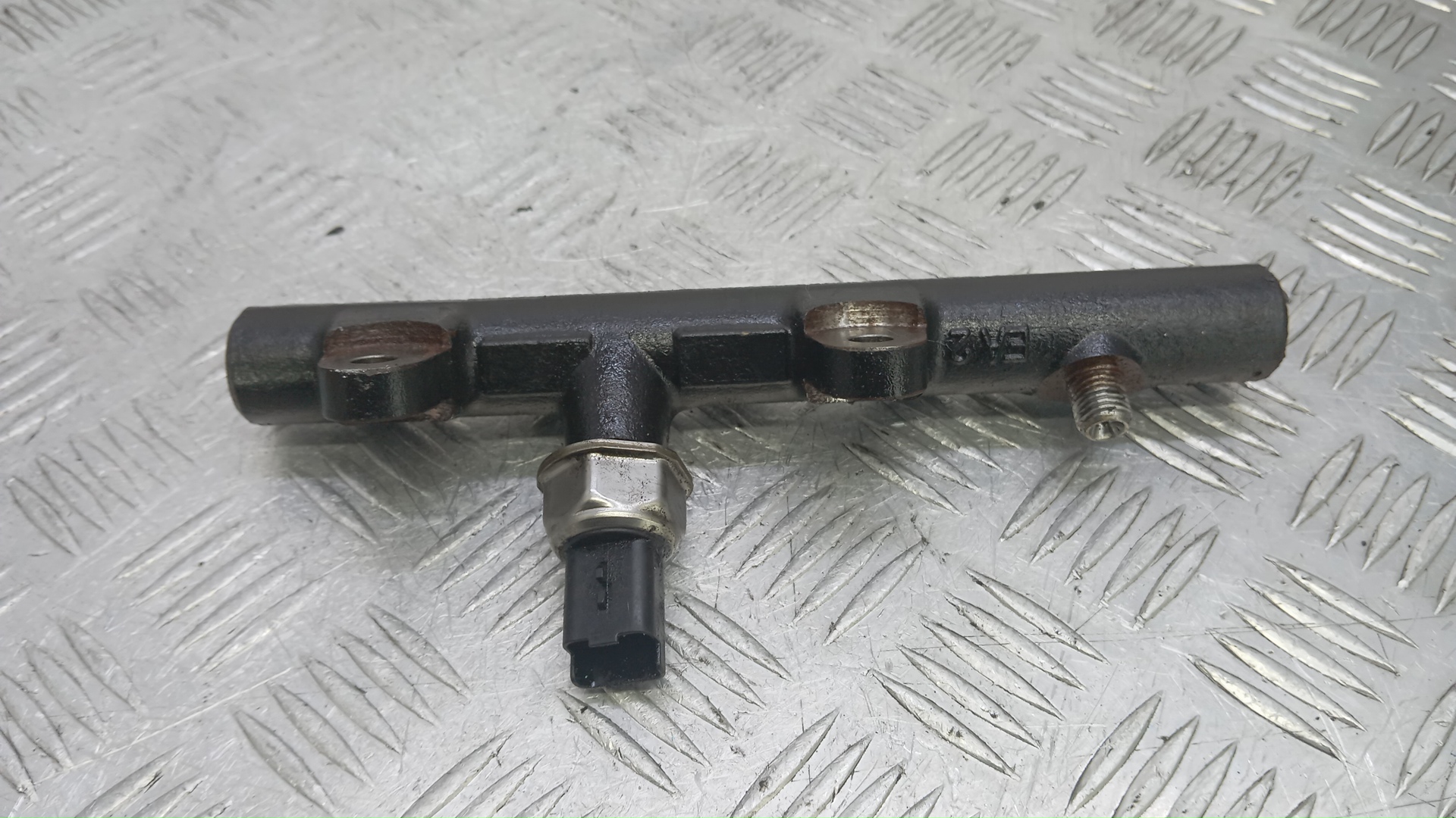 Рейка топливная (рампа)