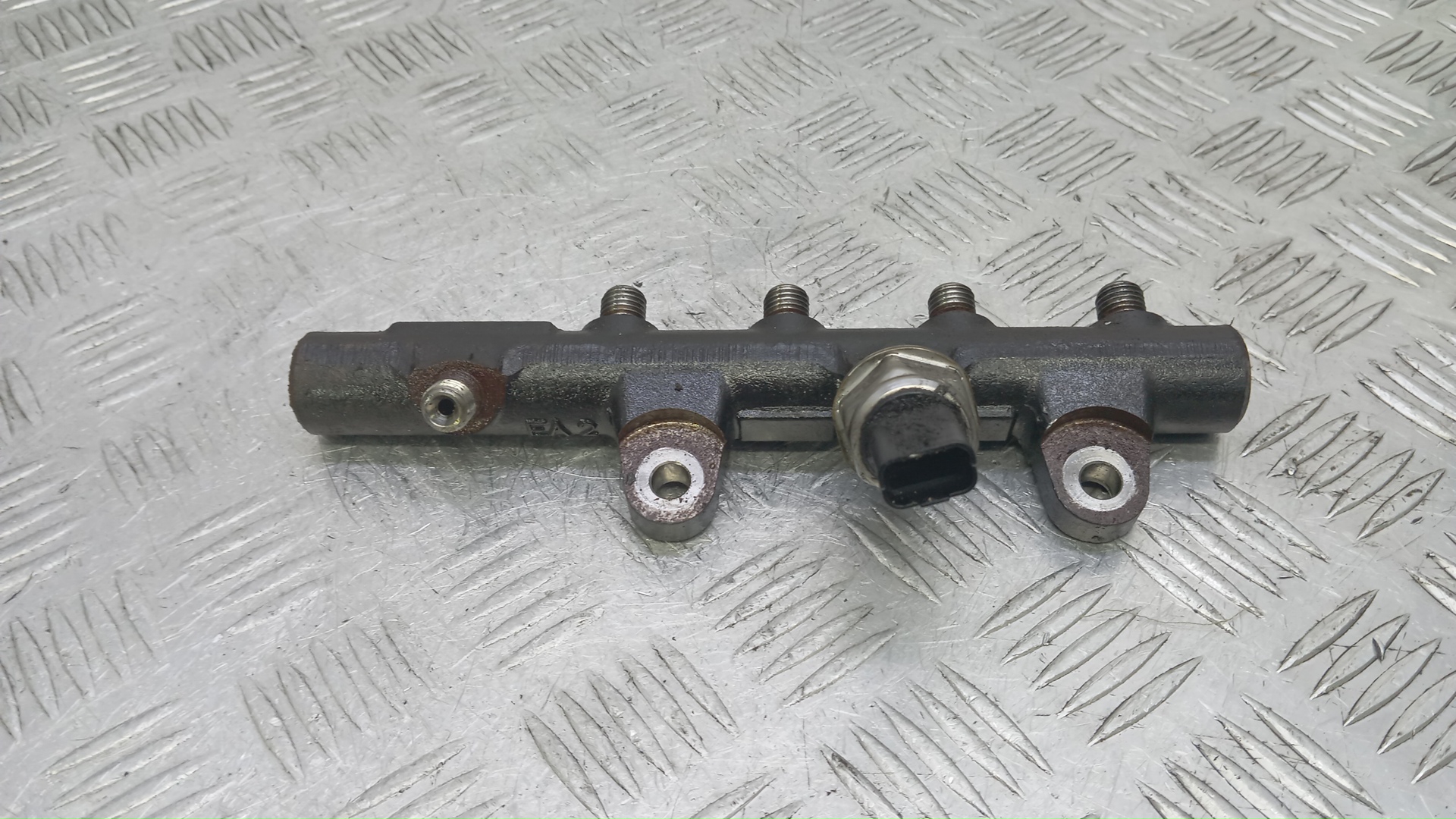 Рейка топливная (рампа)