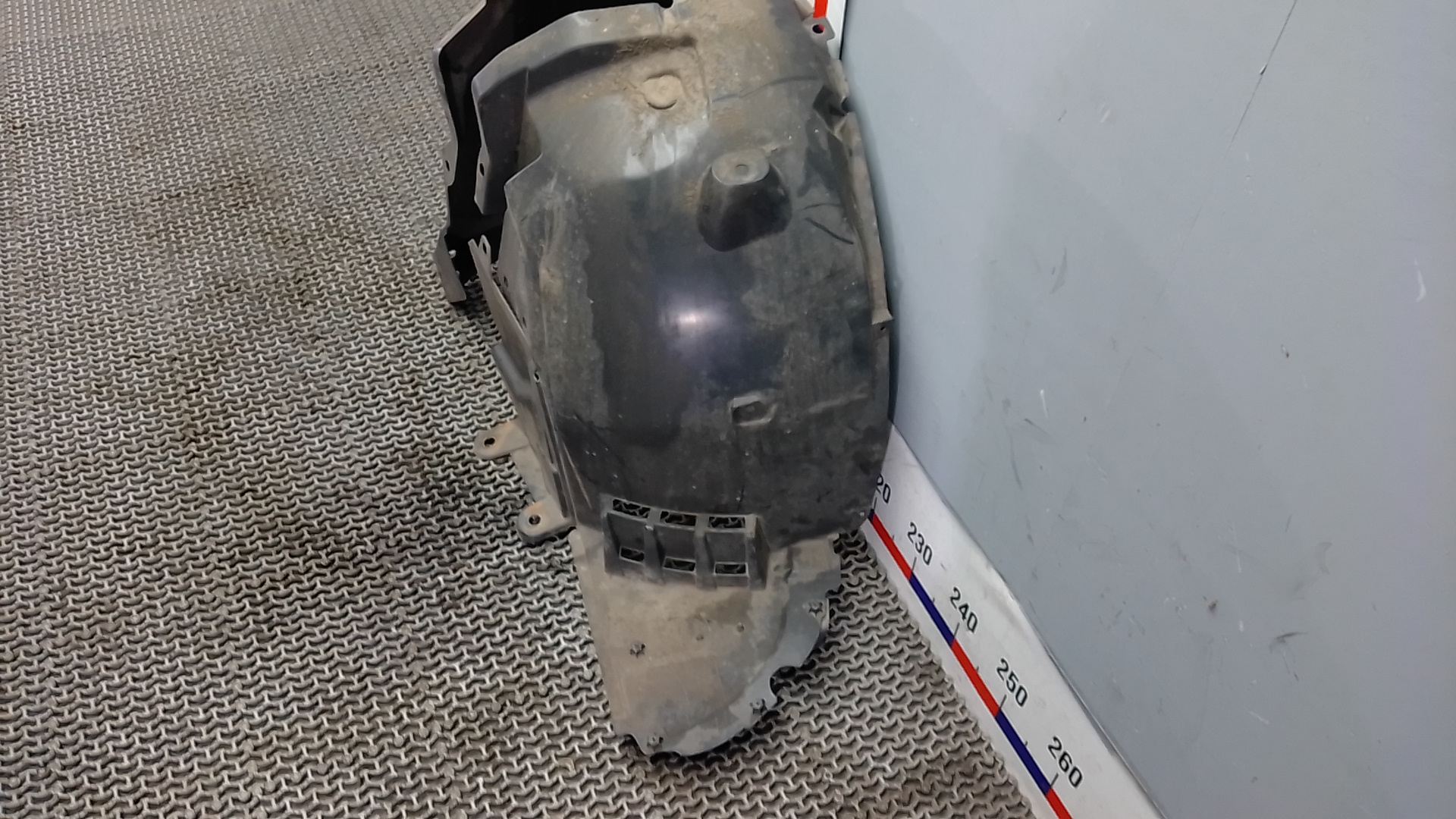 Локер передний левый