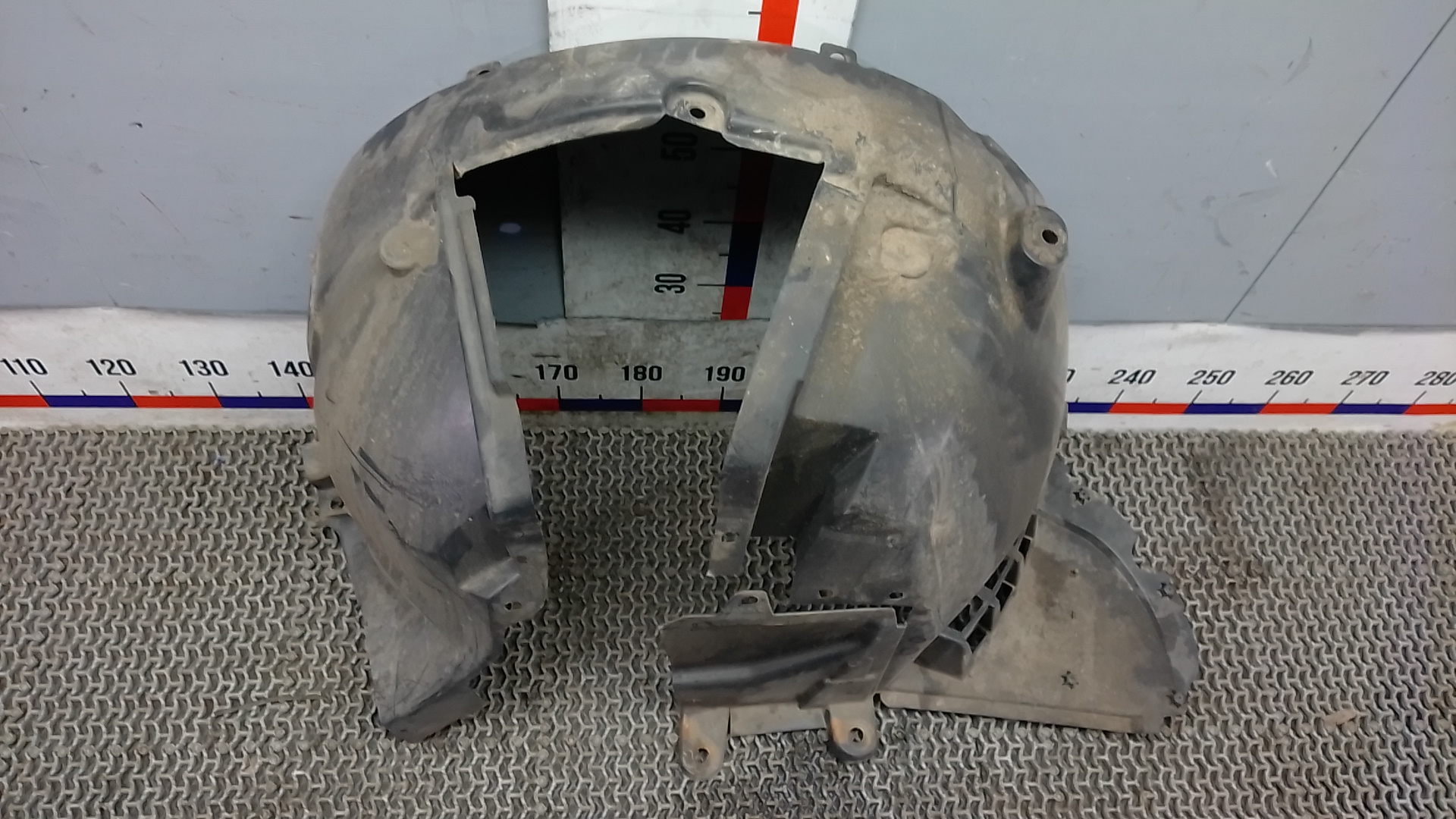 Локер передний левый