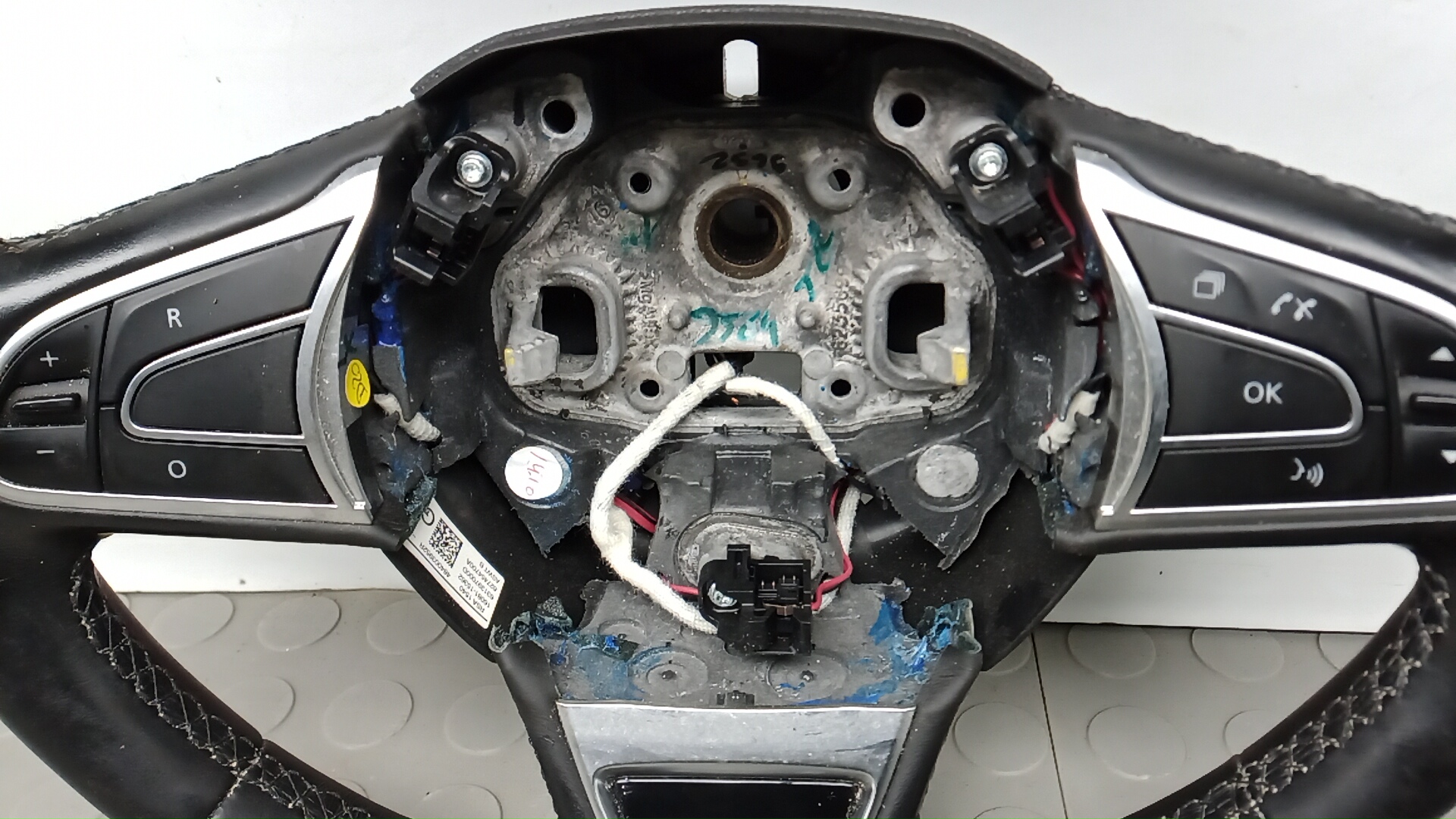 Рулевое колесо (руль)