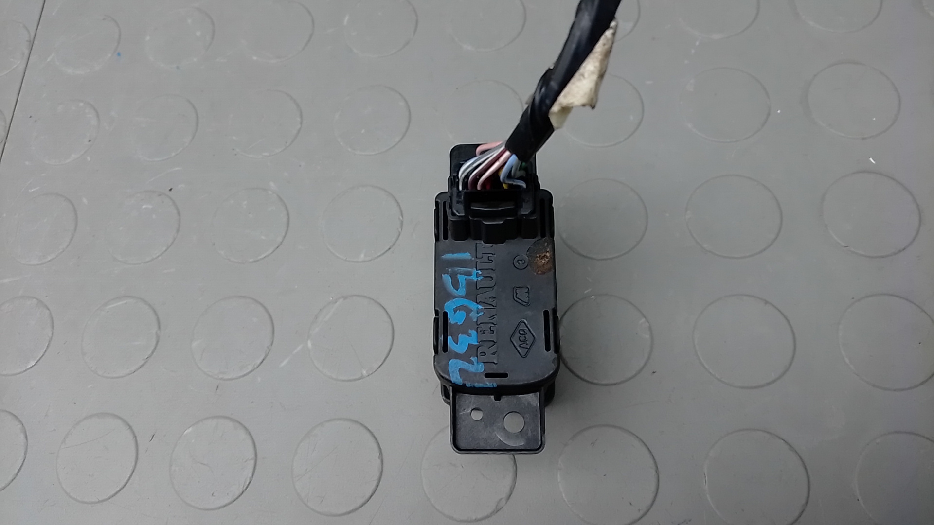 Рычаг стояночного тормоза