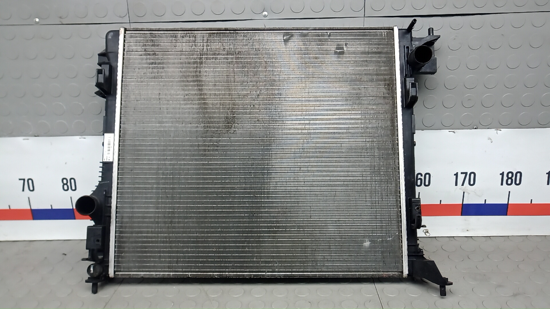 Радиатор охлаждения двигателя основной