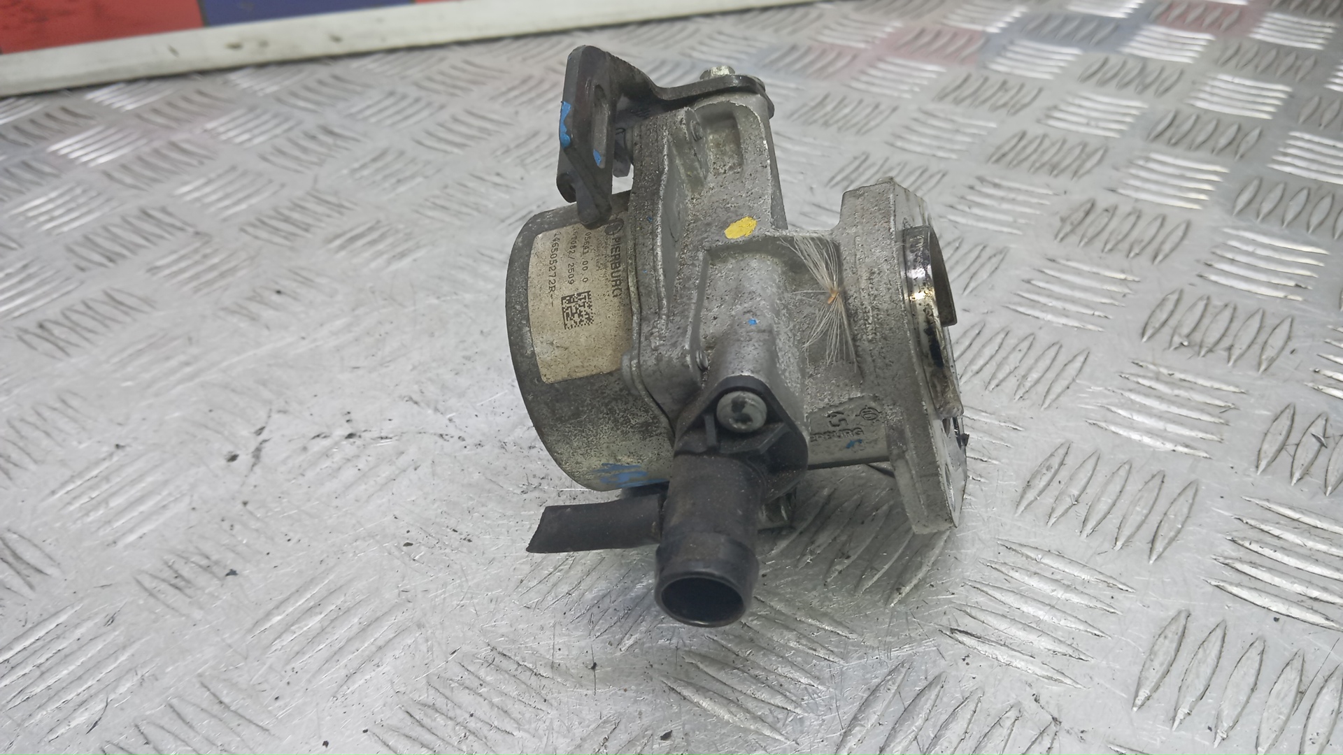 Насос вакуумный