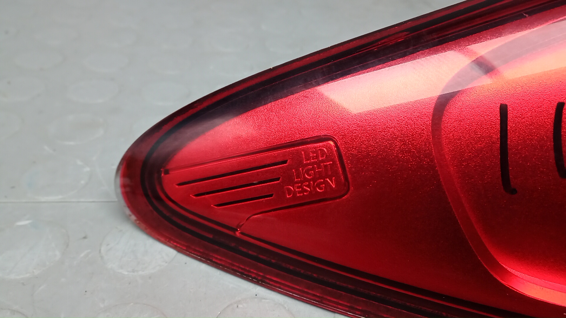 Фонарь задний левый