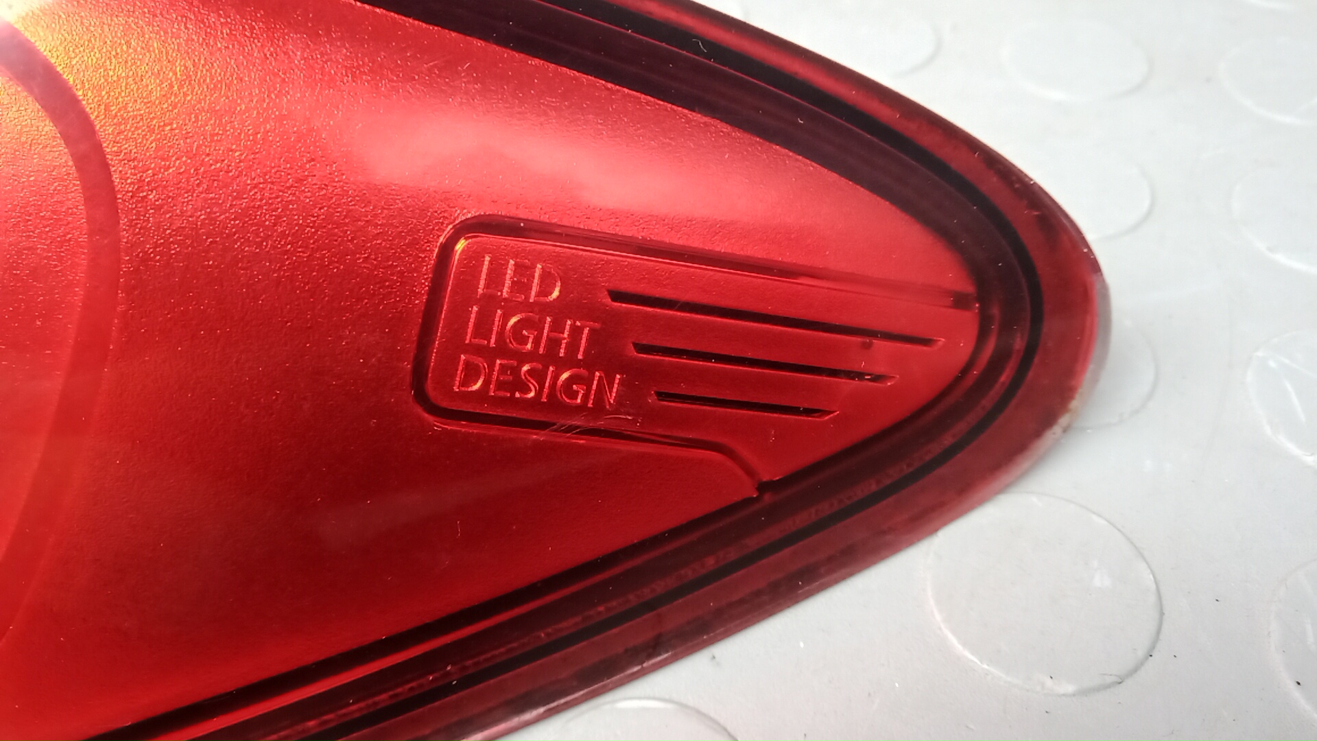 Фонарь задний правый