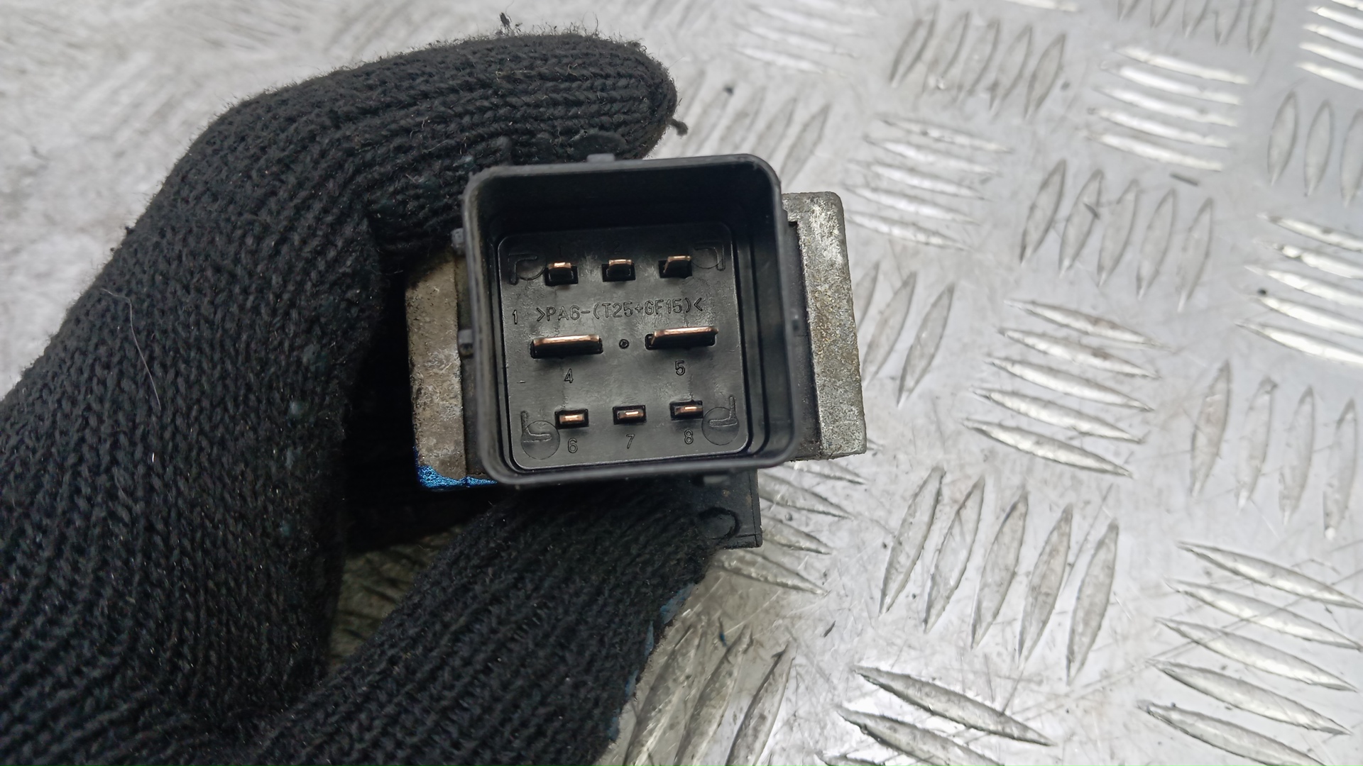 Реле свечей накала