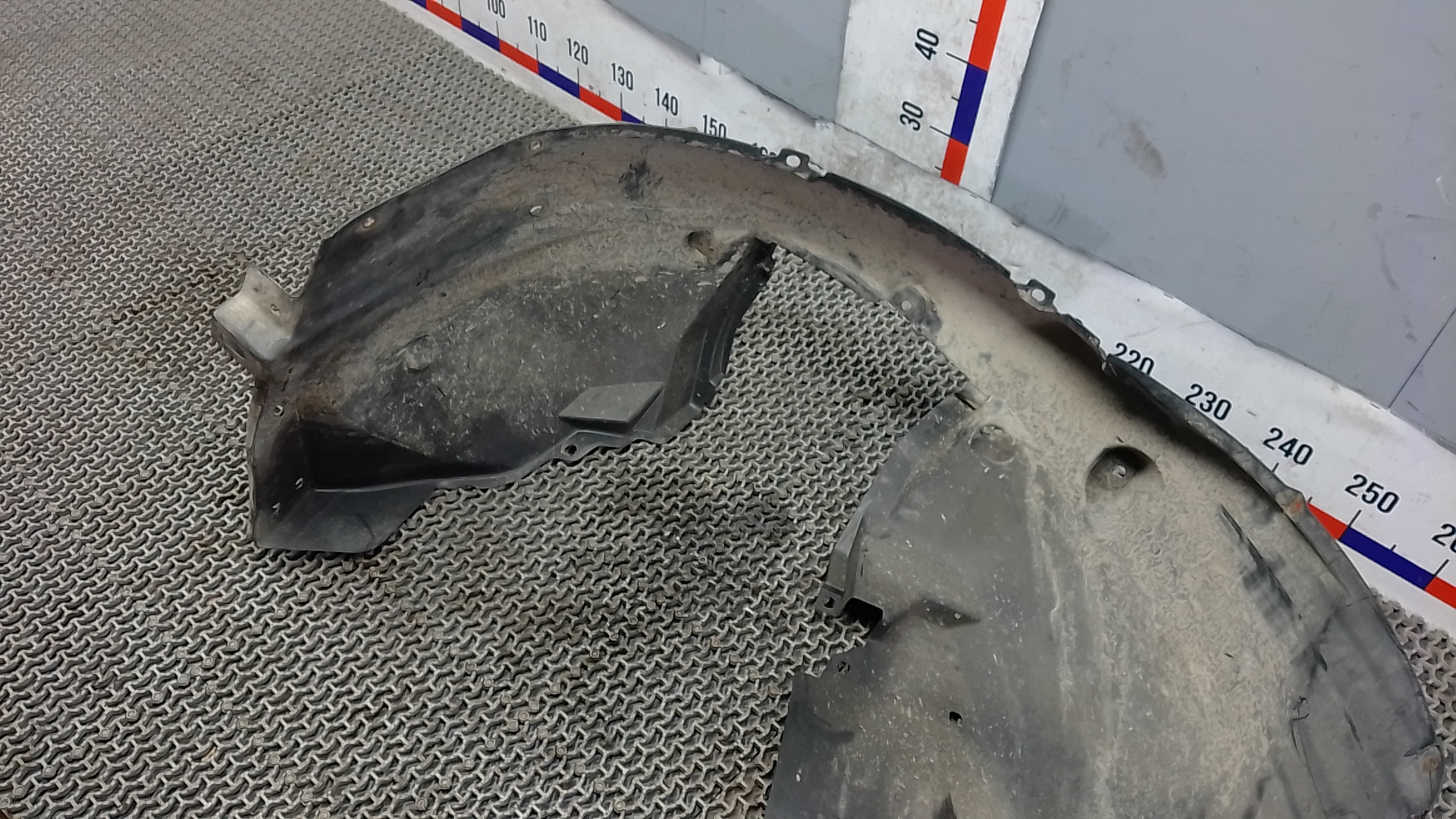 Локер передний правый