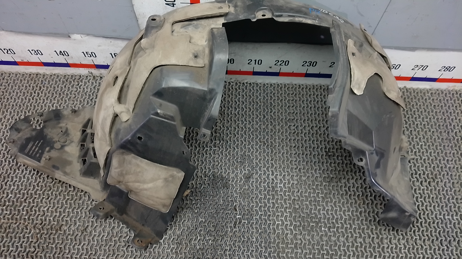 Локер передний правый