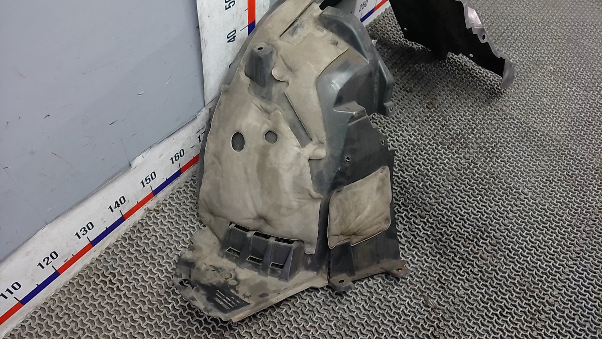 Локер передний правый