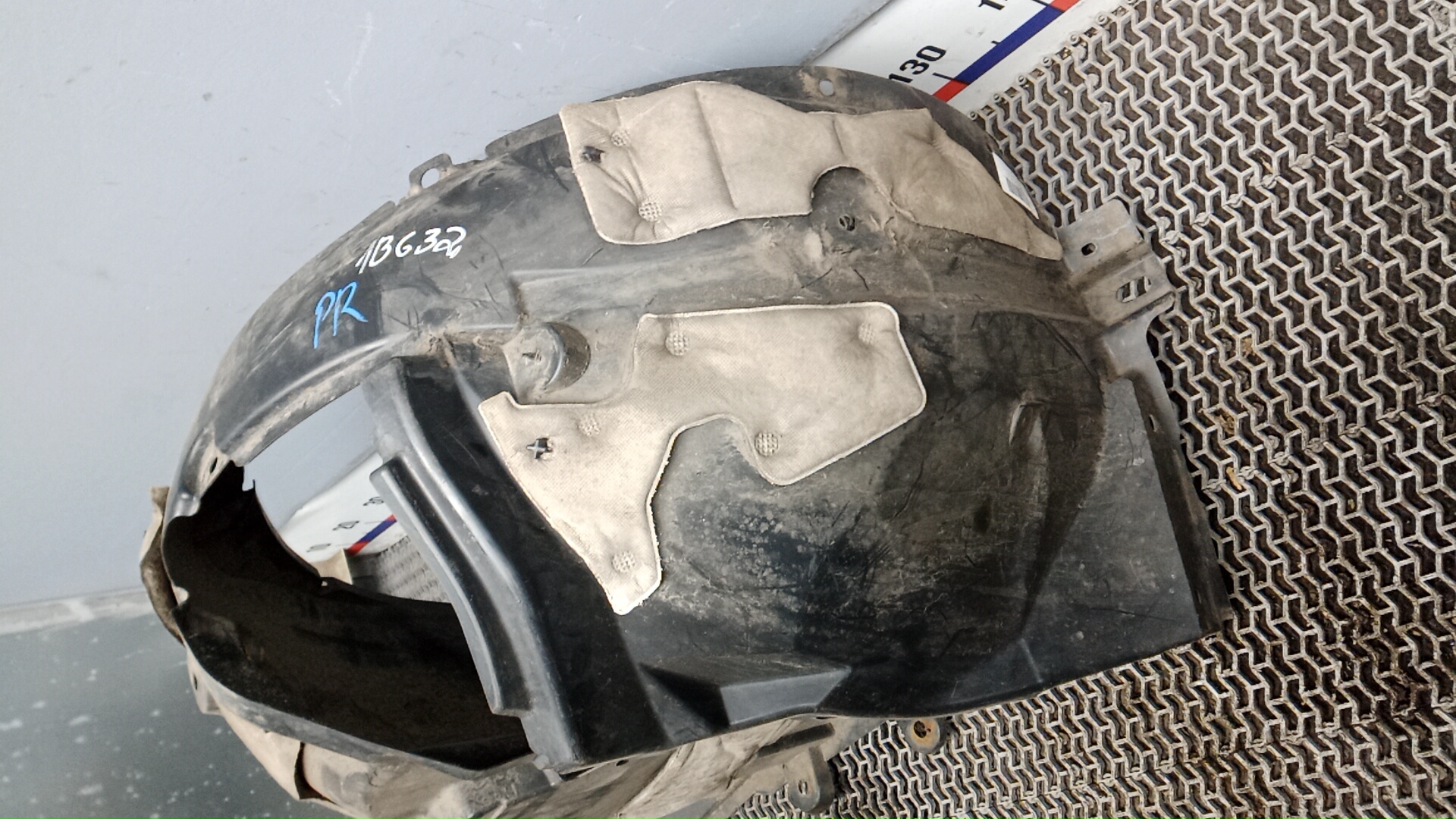 Локер передний правый