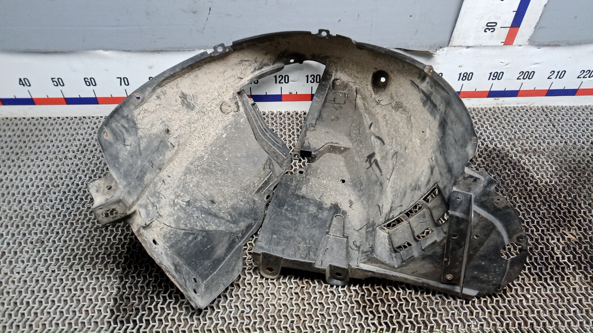 Локер передний правый