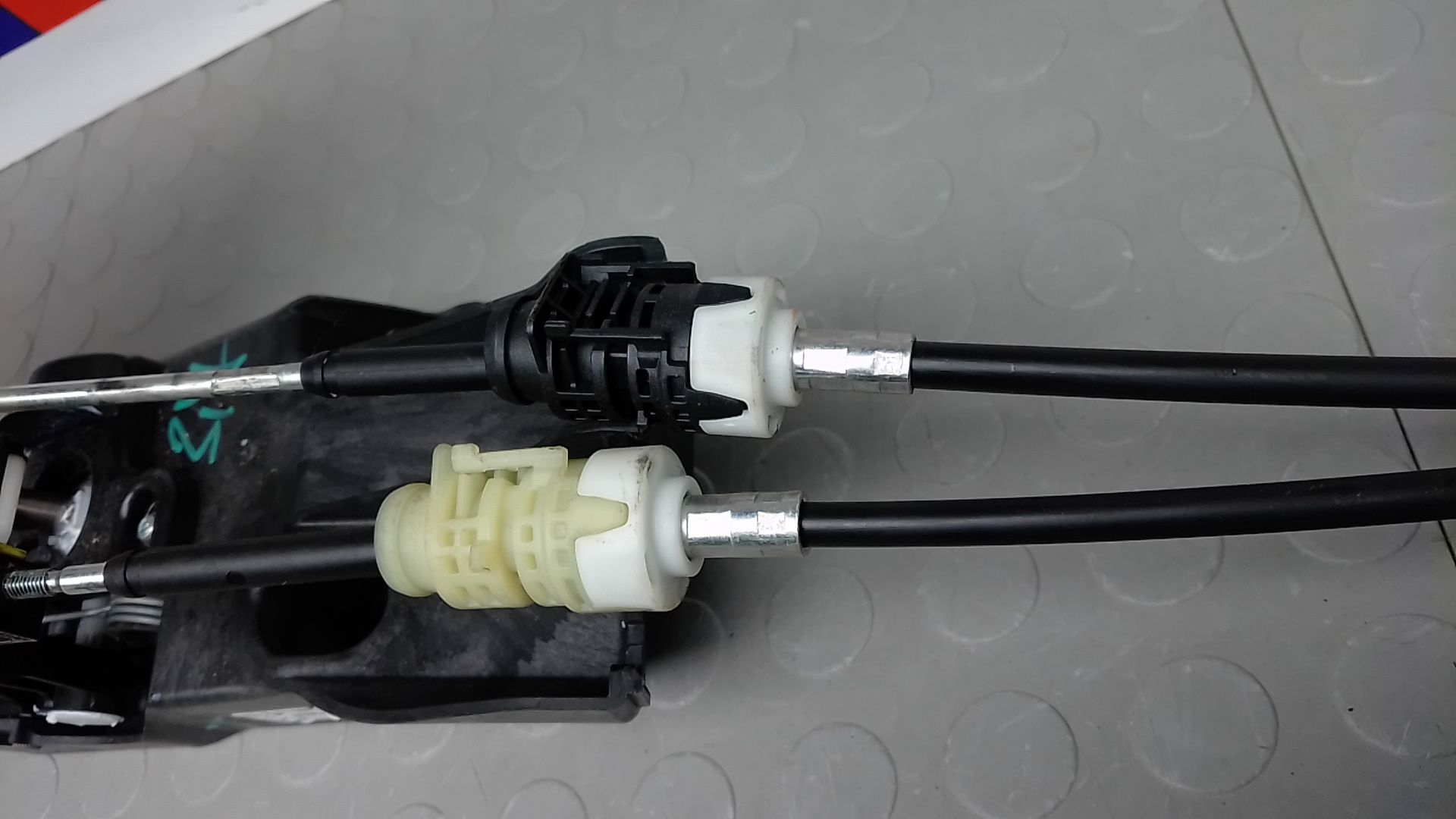 Кулиса МКПП / АКПП