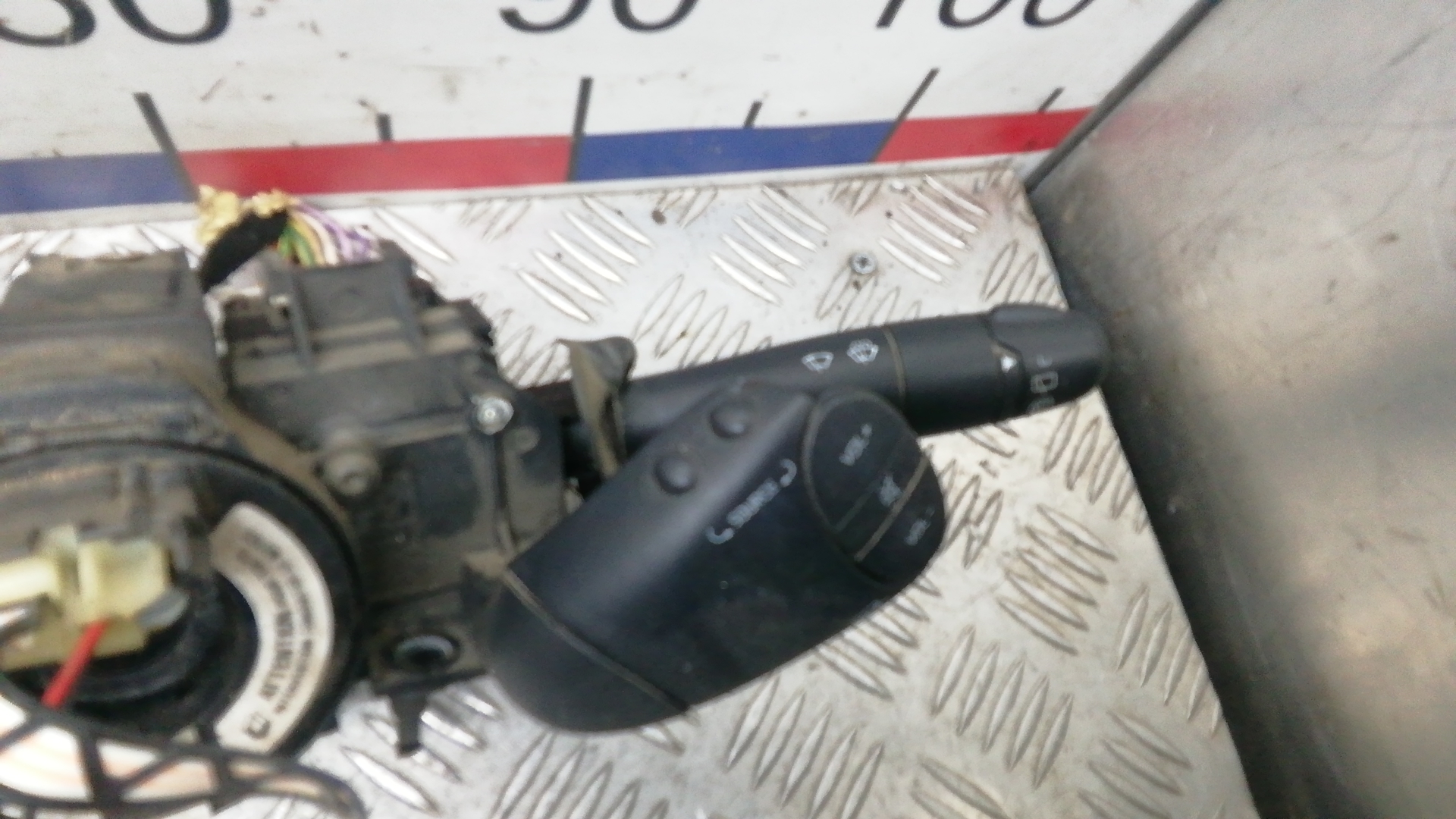 Переключатель подрулевой