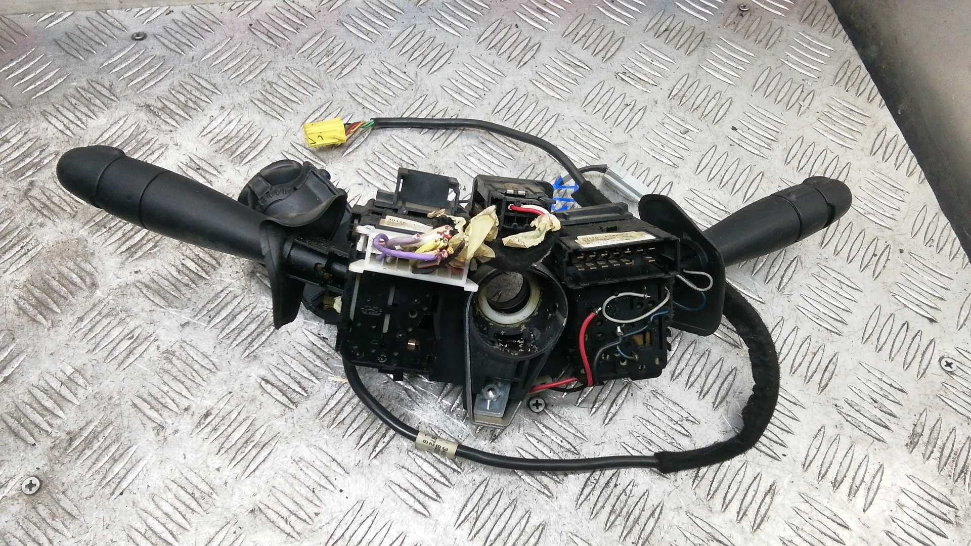 Переключатель подрулевой