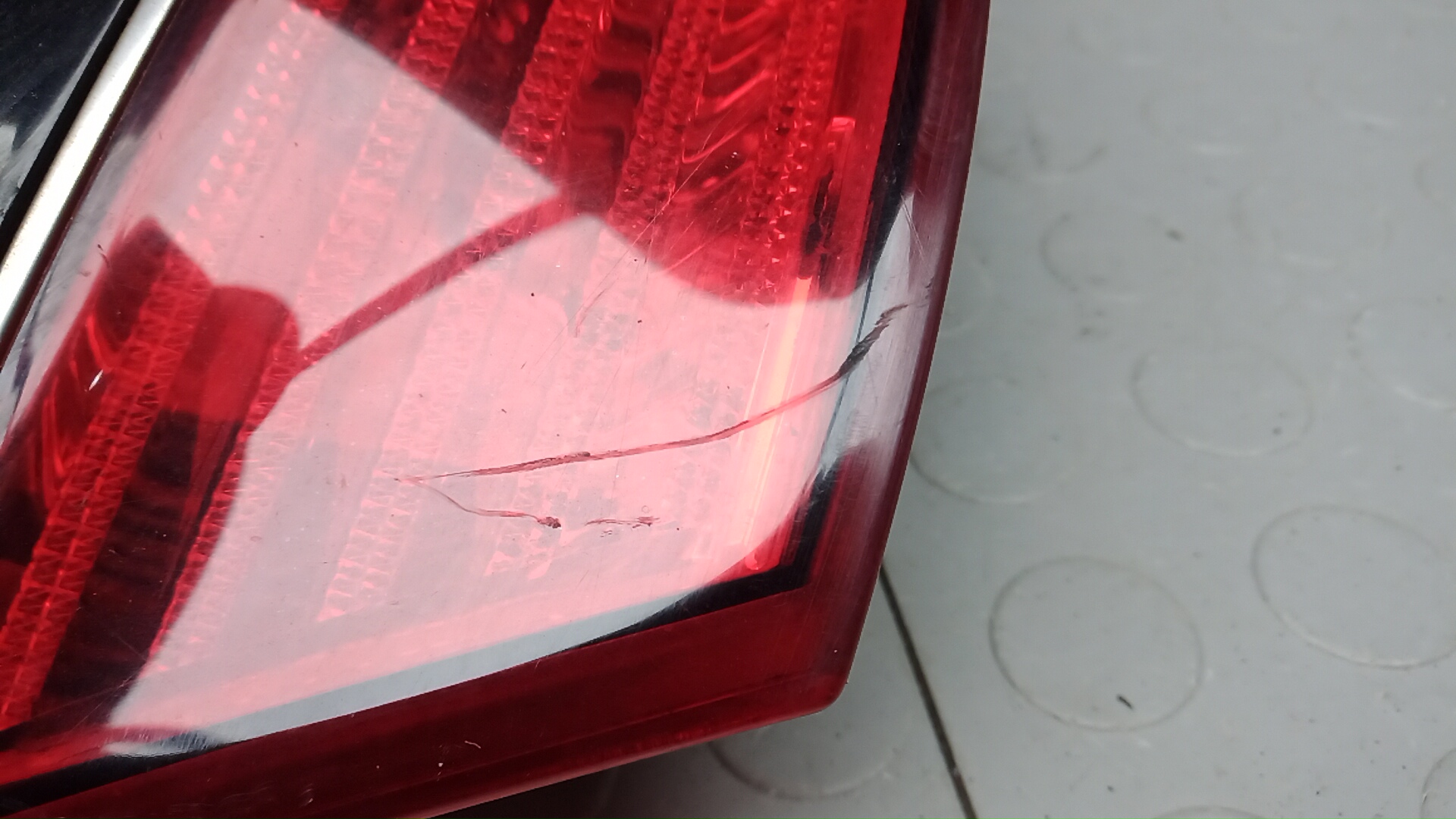 Фонарь задний левый