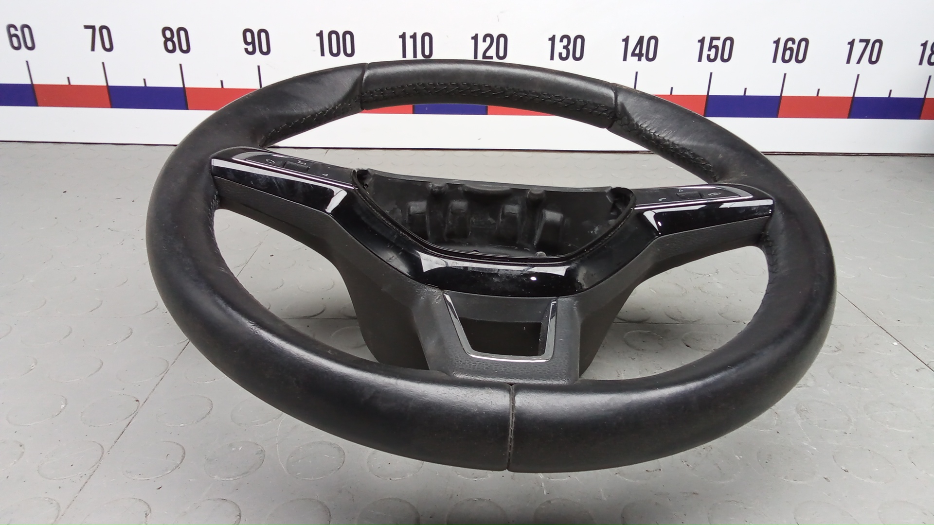 Рулевое колесо (руль)