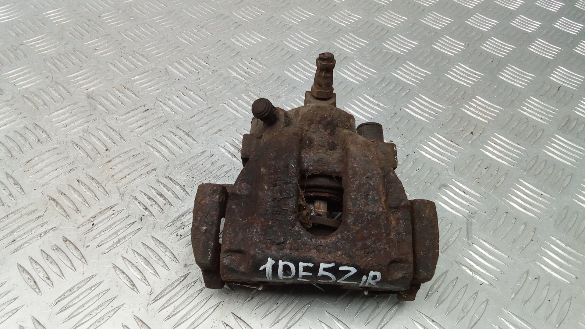 Суппорт задний правый