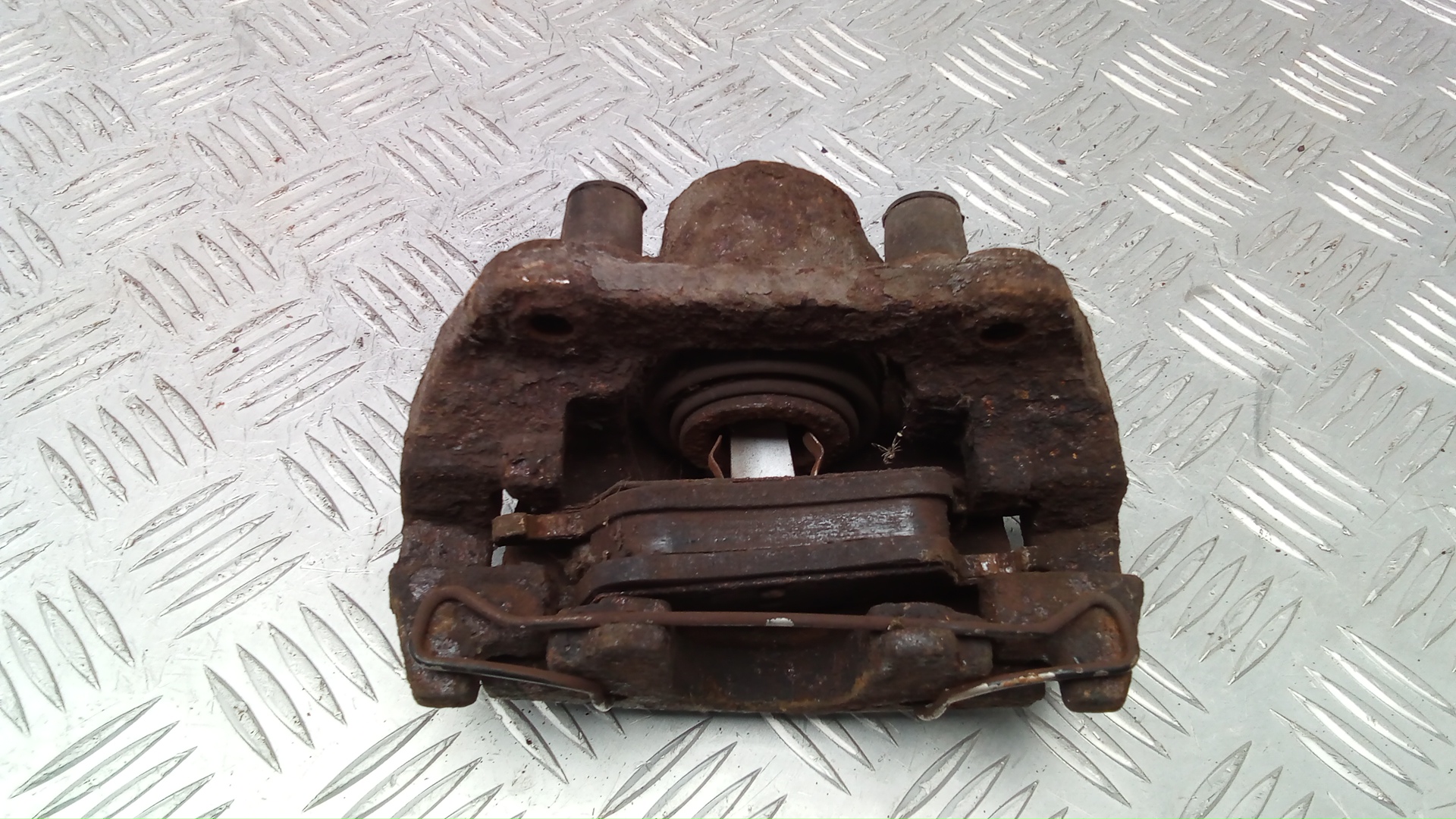 Суппорт задний правый