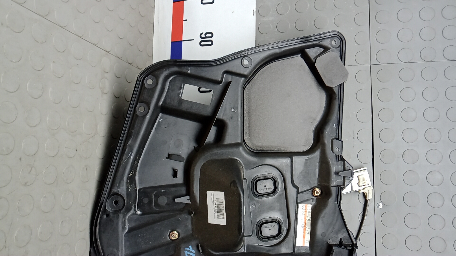 Стеклоподъемник электр. передний левый