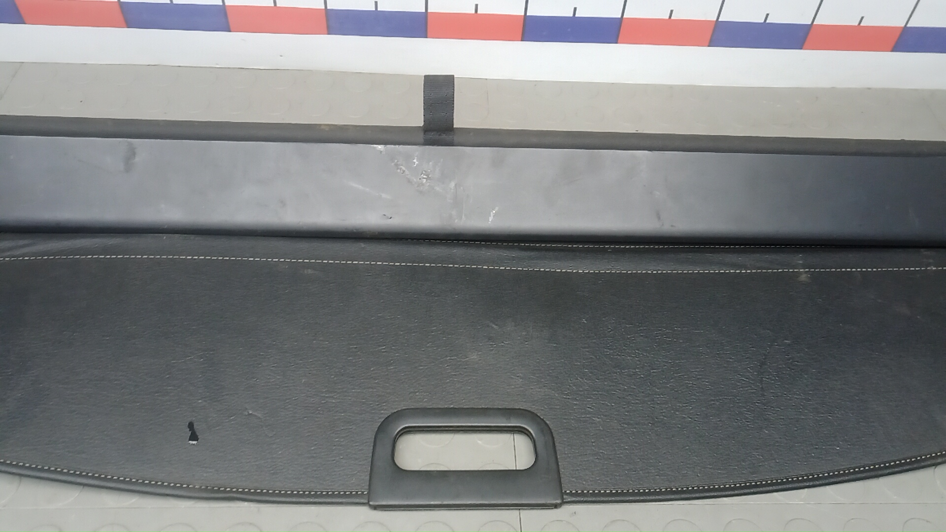 Шторка багажника