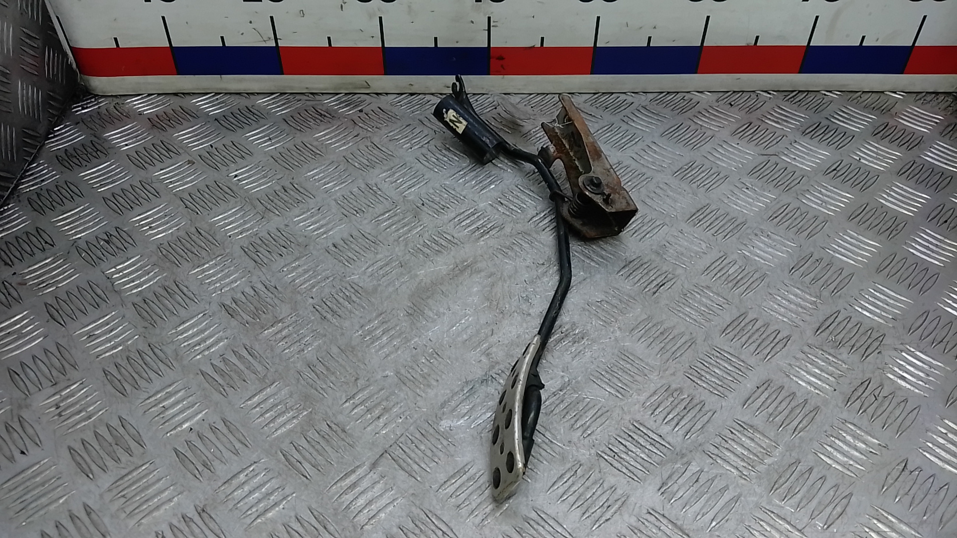 Педаль газа