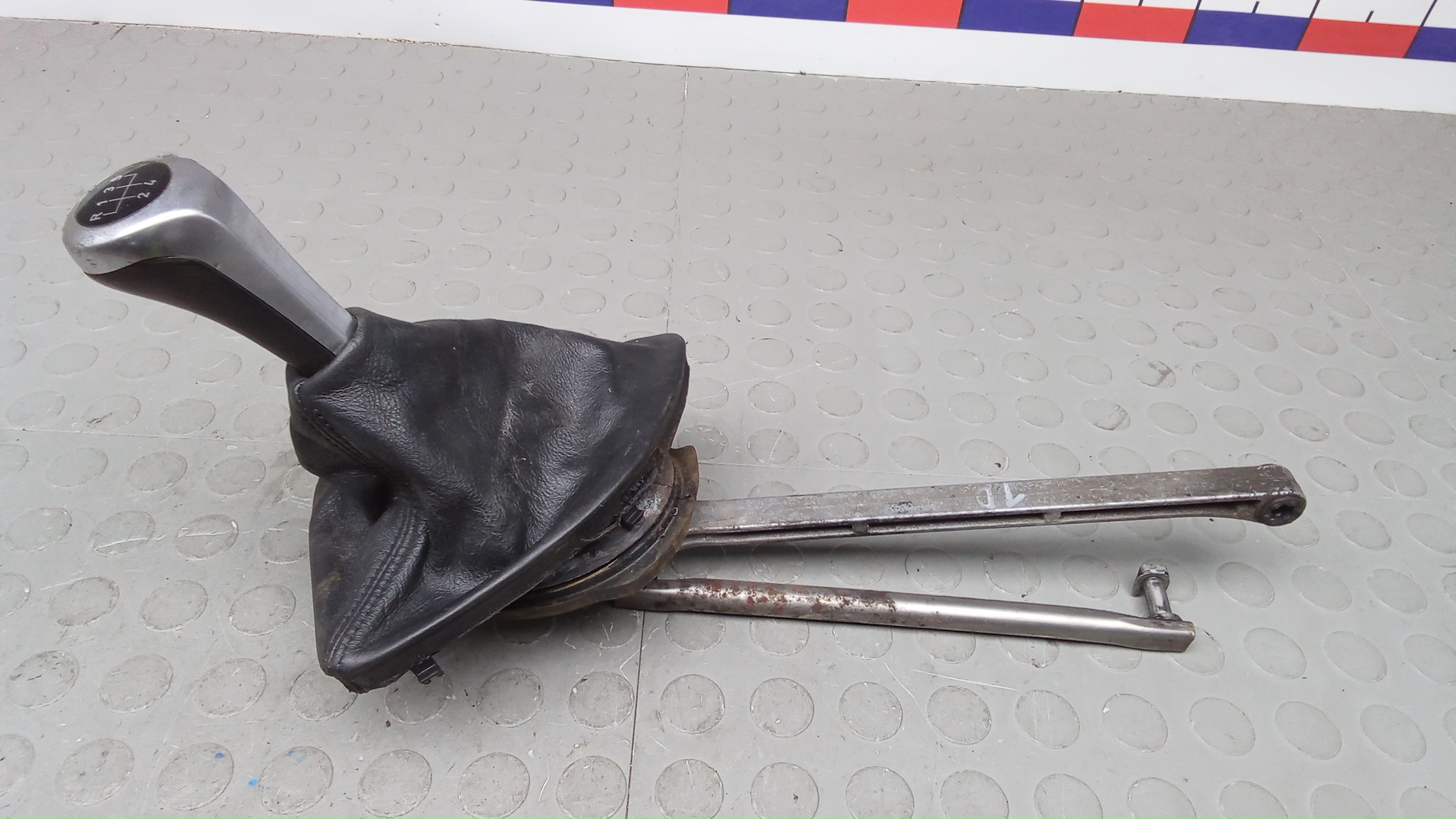 Кулиса МКПП / АКПП