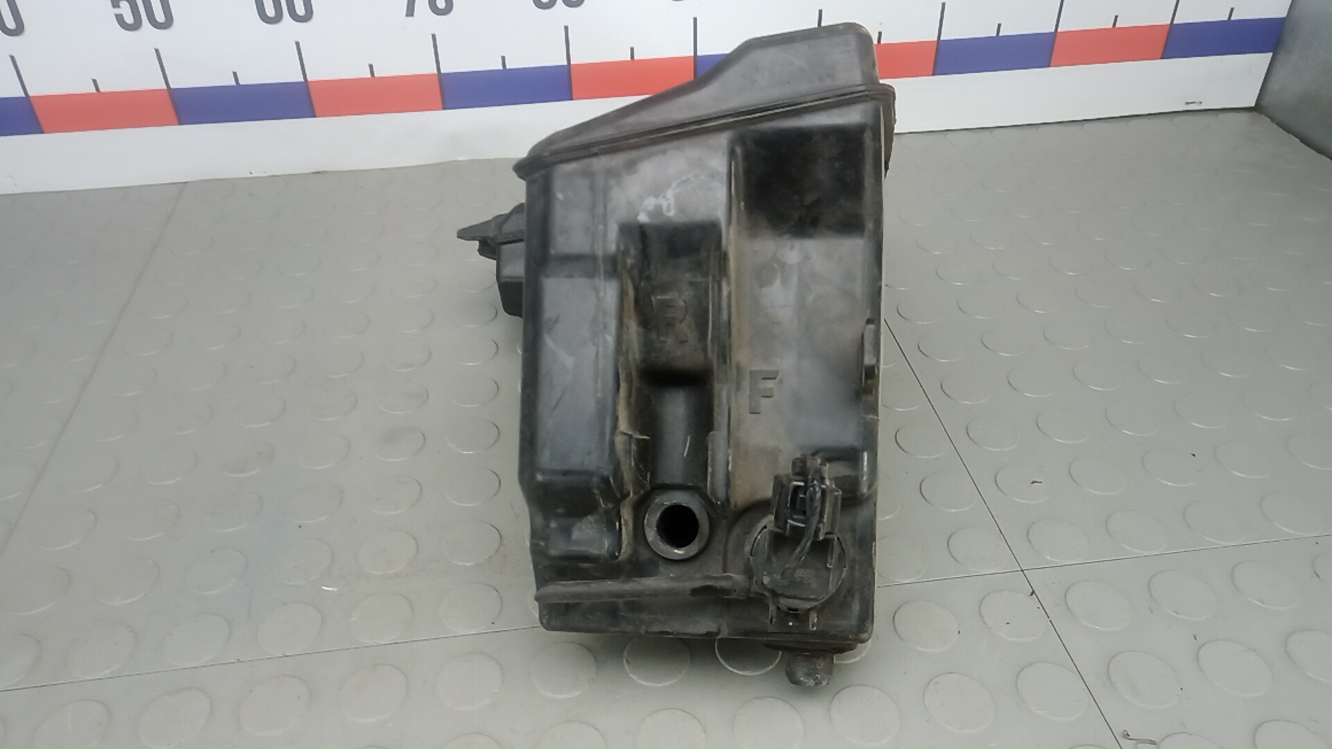 Бачок омывателя лобового стекла