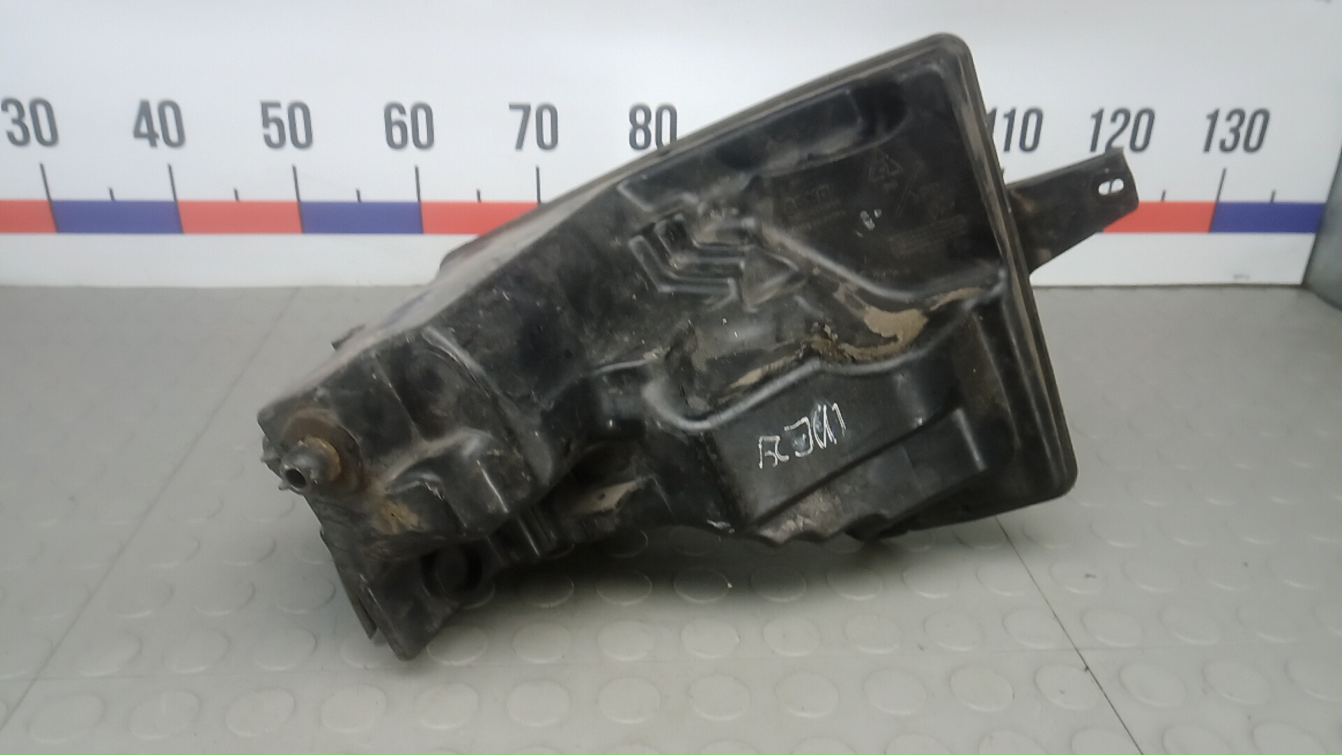 Бачок омывателя лобового стекла