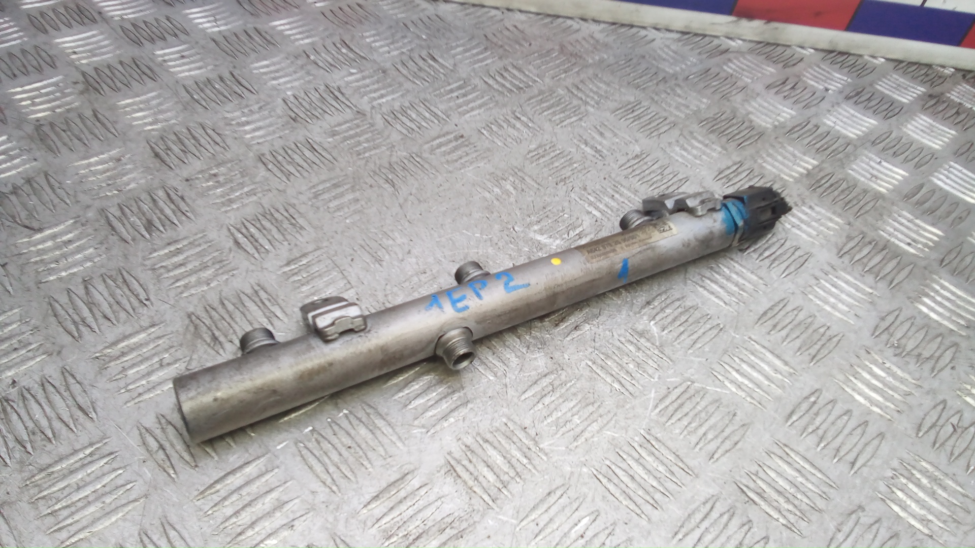 Рейка топливная (рампа)