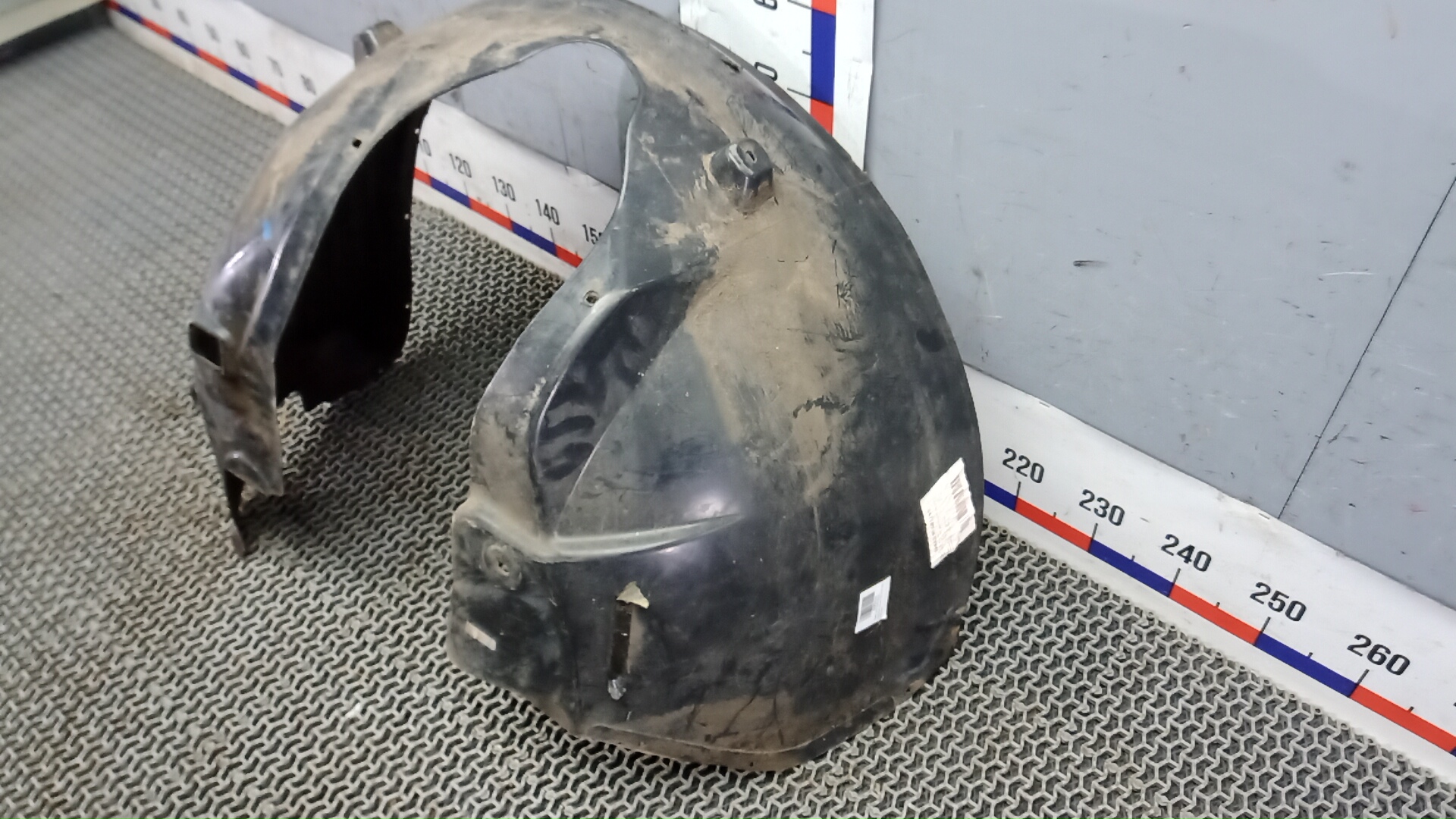 Локер передний левый