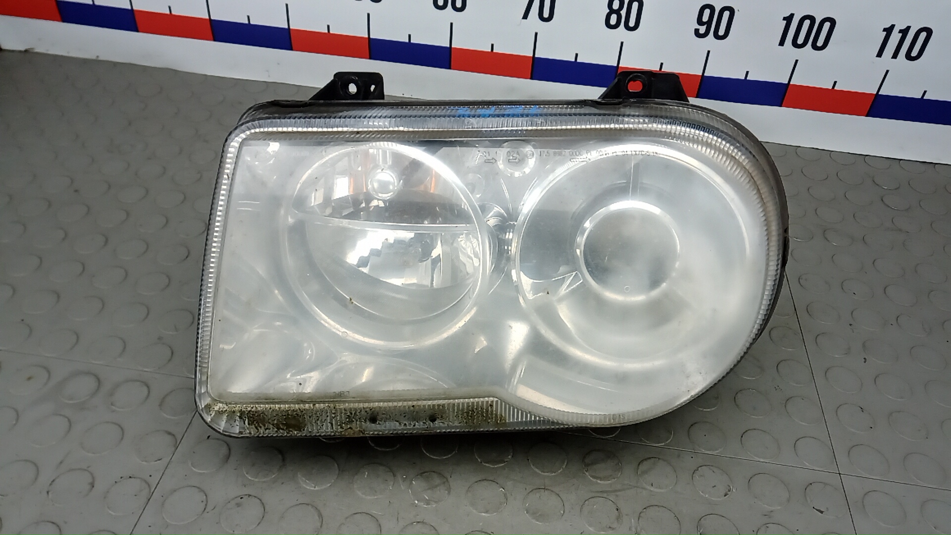 Фара левая
