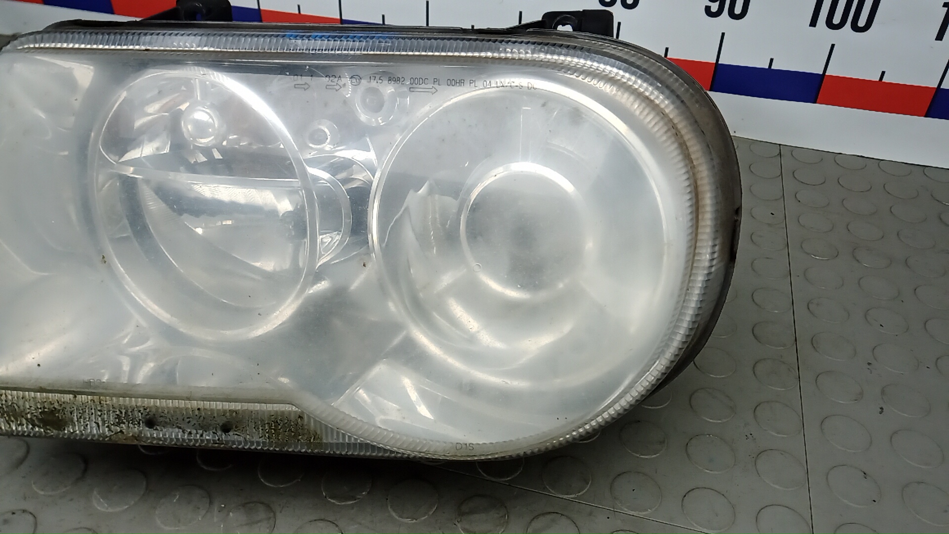 Фара левая