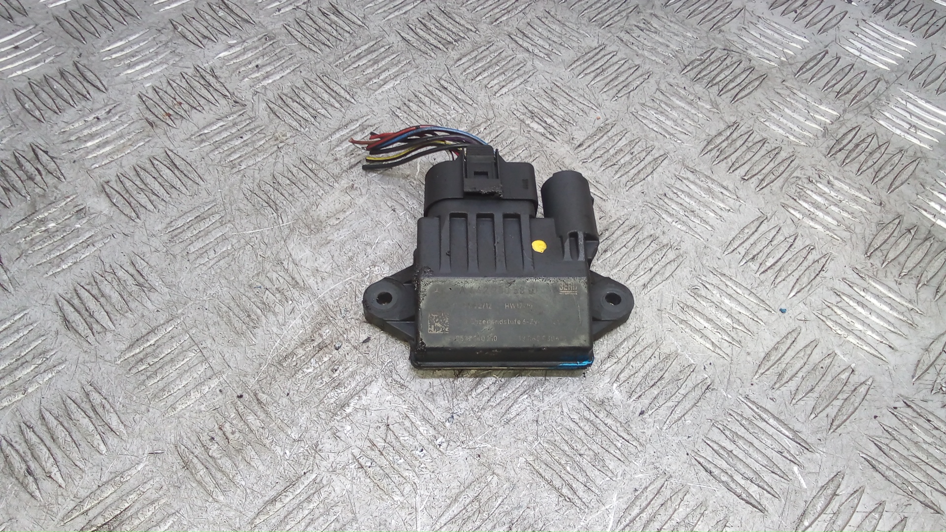 Реле свечей накала