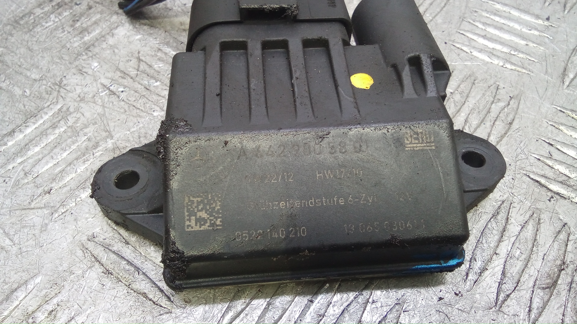 Реле свечей накала