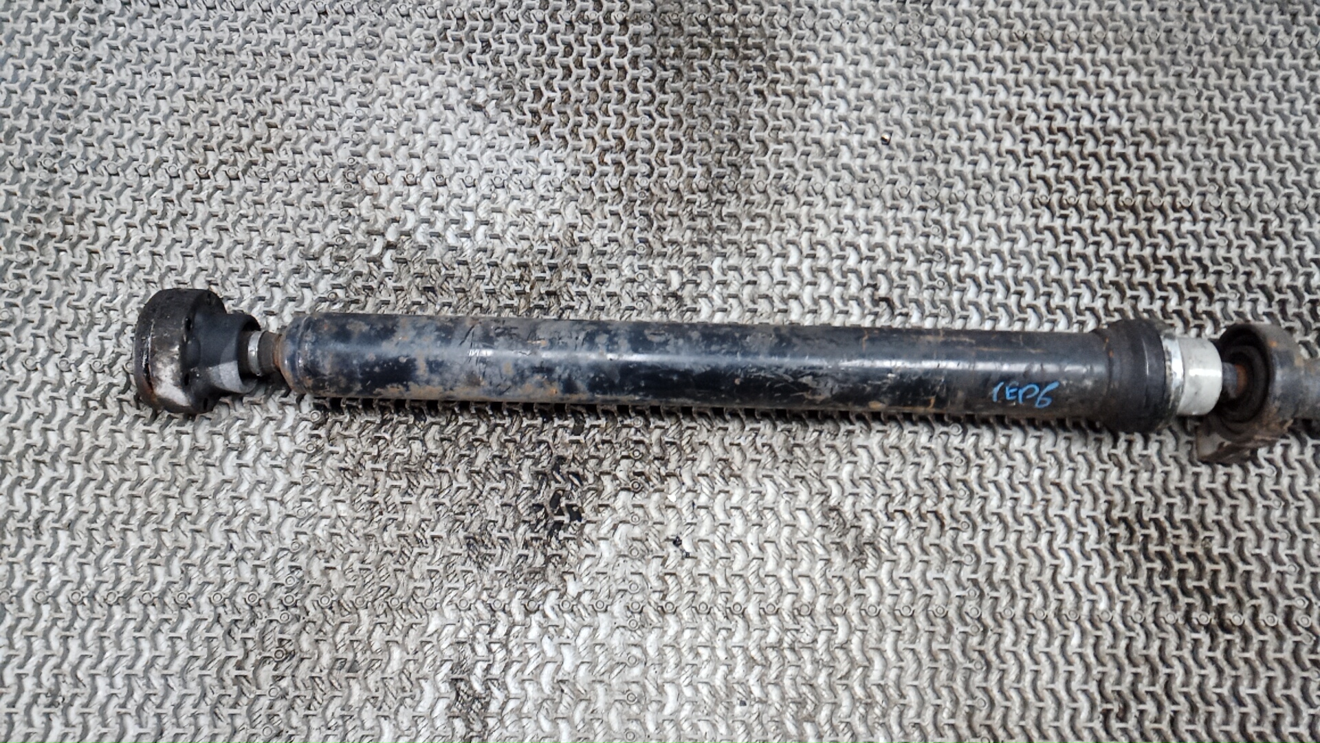 Вал карданный