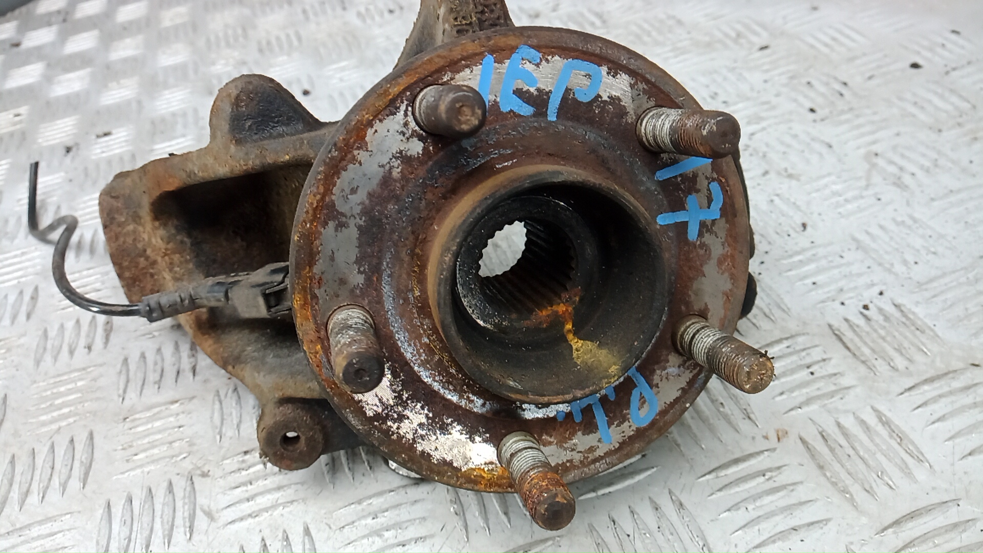 Ступица передняя