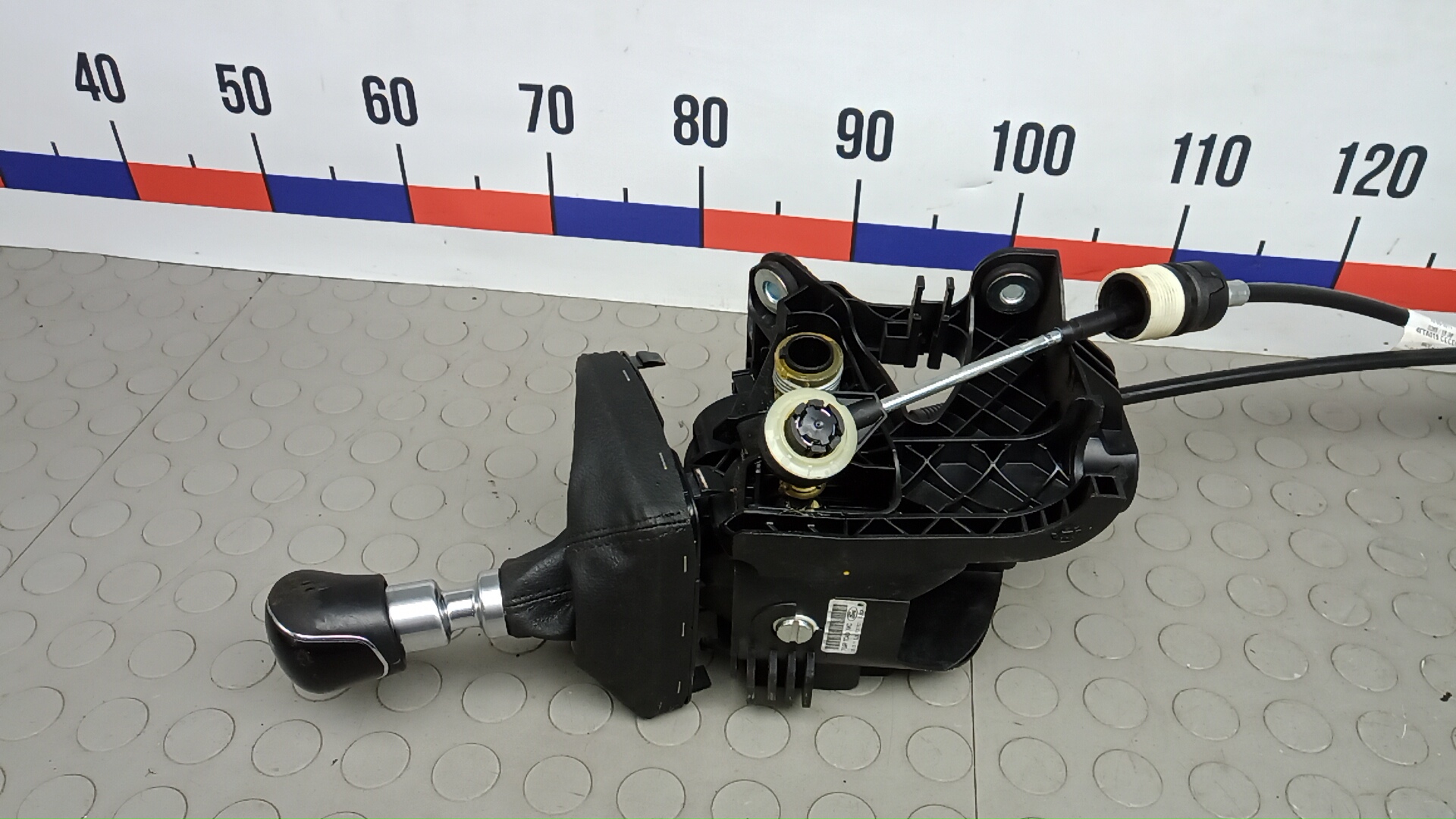 Кулиса МКПП / АКПП