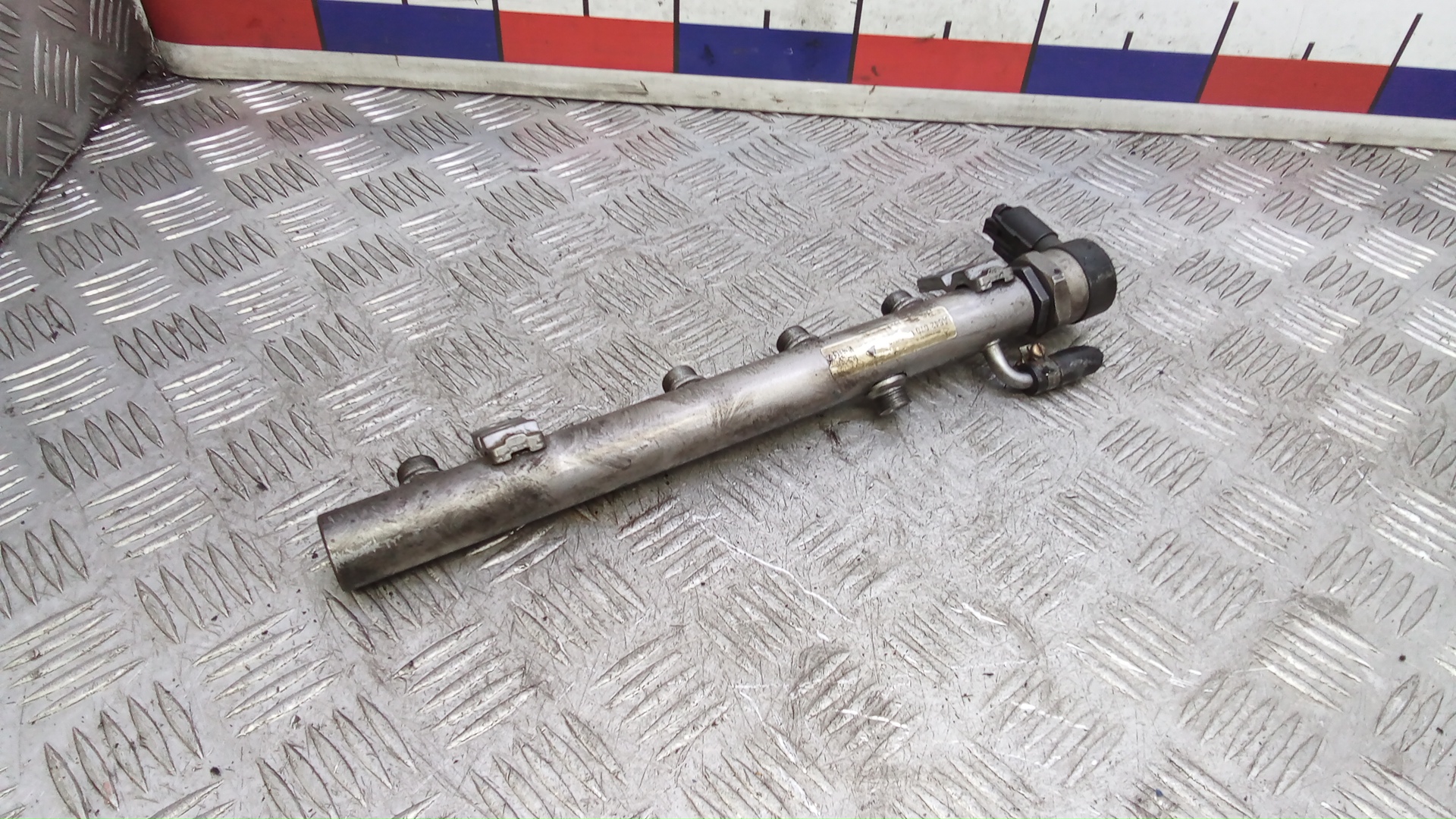 Рейка топливная (рампа)