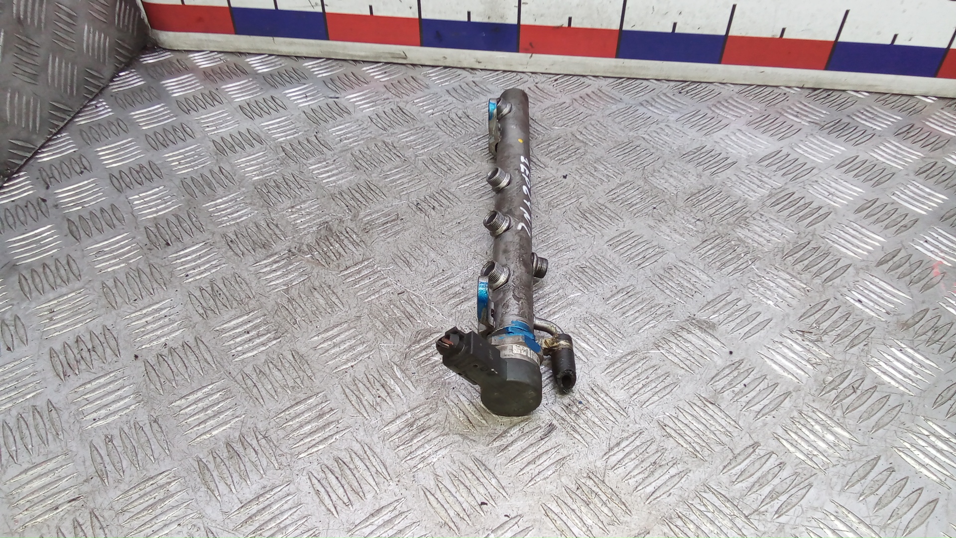 Рейка топливная (рампа)