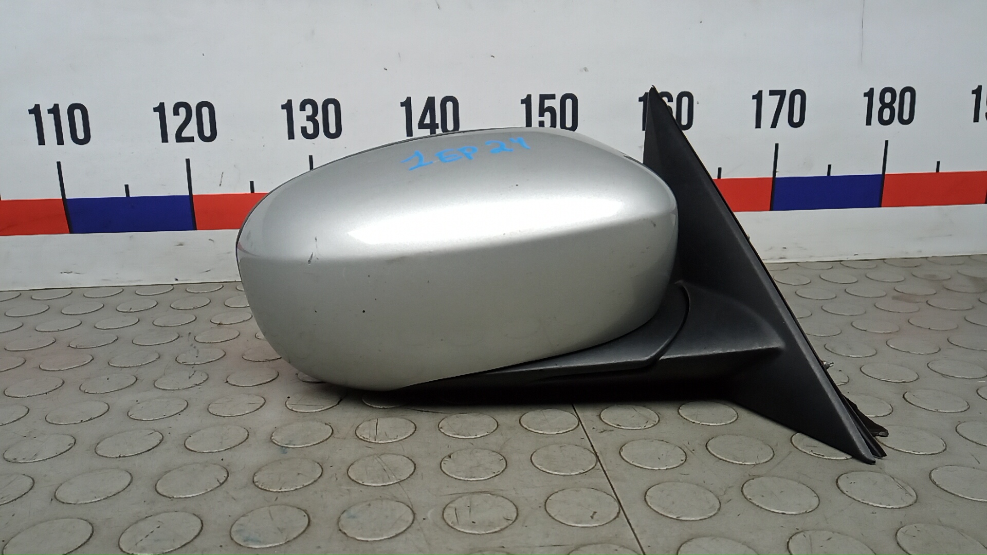 Зеркало правое электрическое